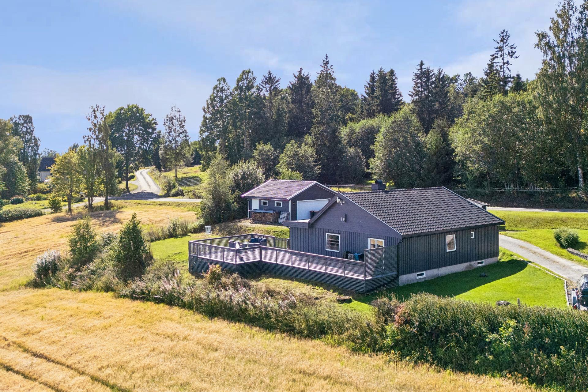 Velkommen til Yksetvegen 169! Foto: Siv Lillevik V/EFKT. Bilde nummer 1 av 3