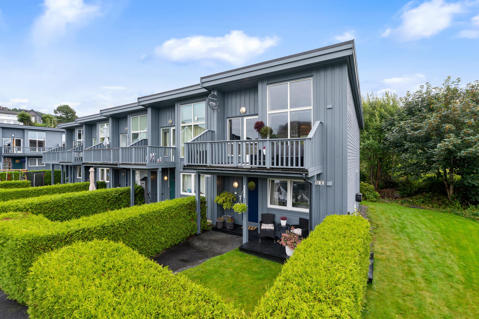 Velkommen til Resahaugen 12E. Foto: Eivind Dirdal . Bilde nummer 1 av 3