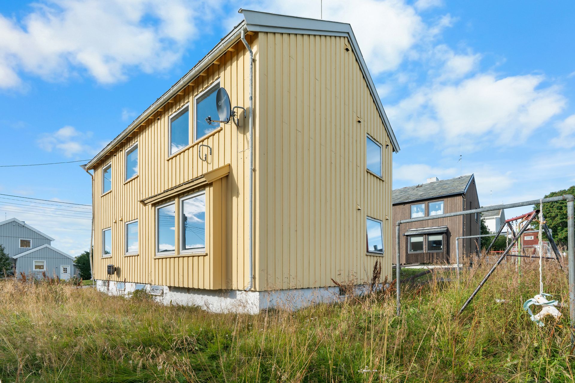 EiendomsMegler1 presenterer Fjellvegen 2!. Bilde nummer 3 av 3