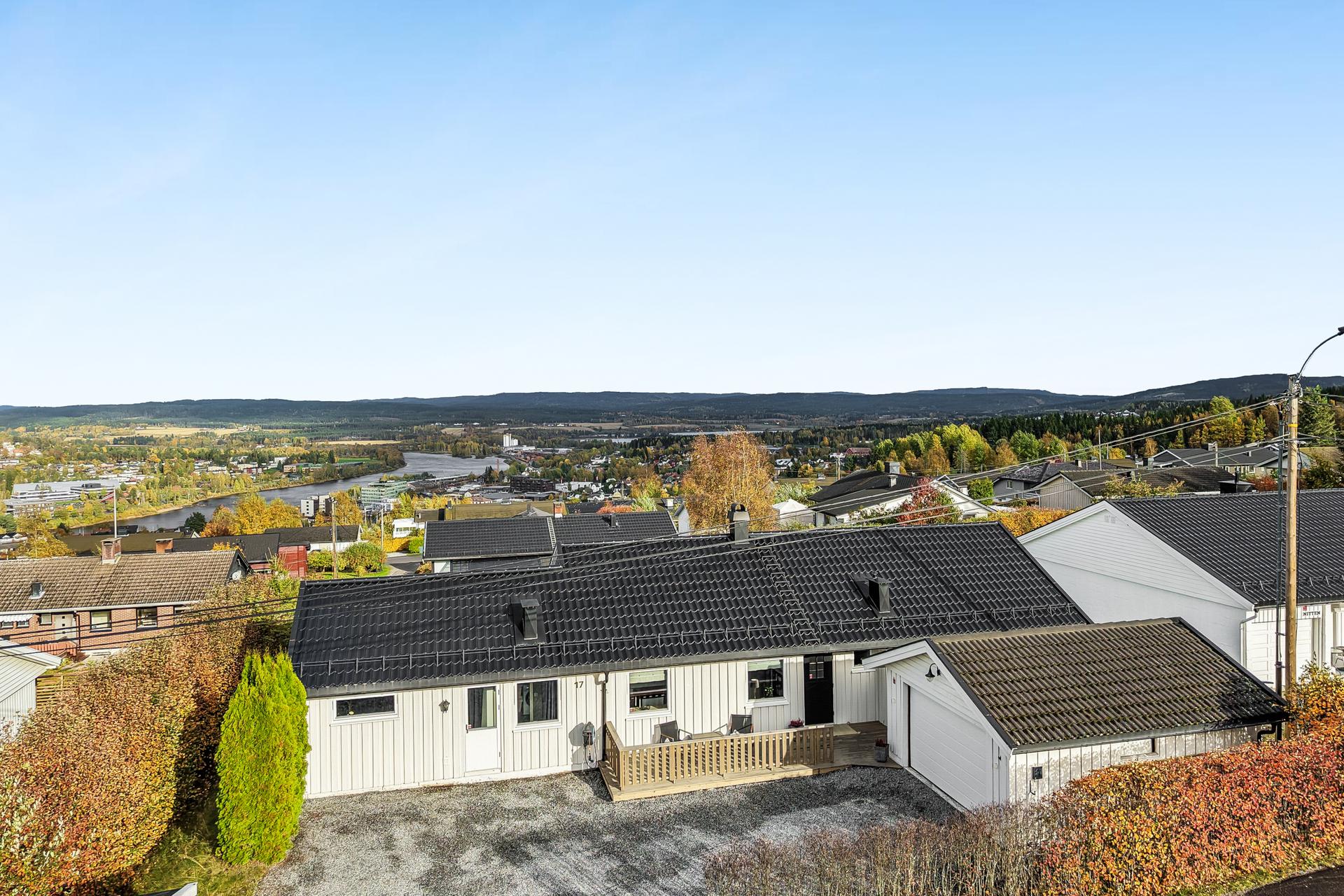 Velkommen til Bregnevegen 17! Foto: Bjørn Sørheim V/EFKT. Bilde nummer 1 av 3