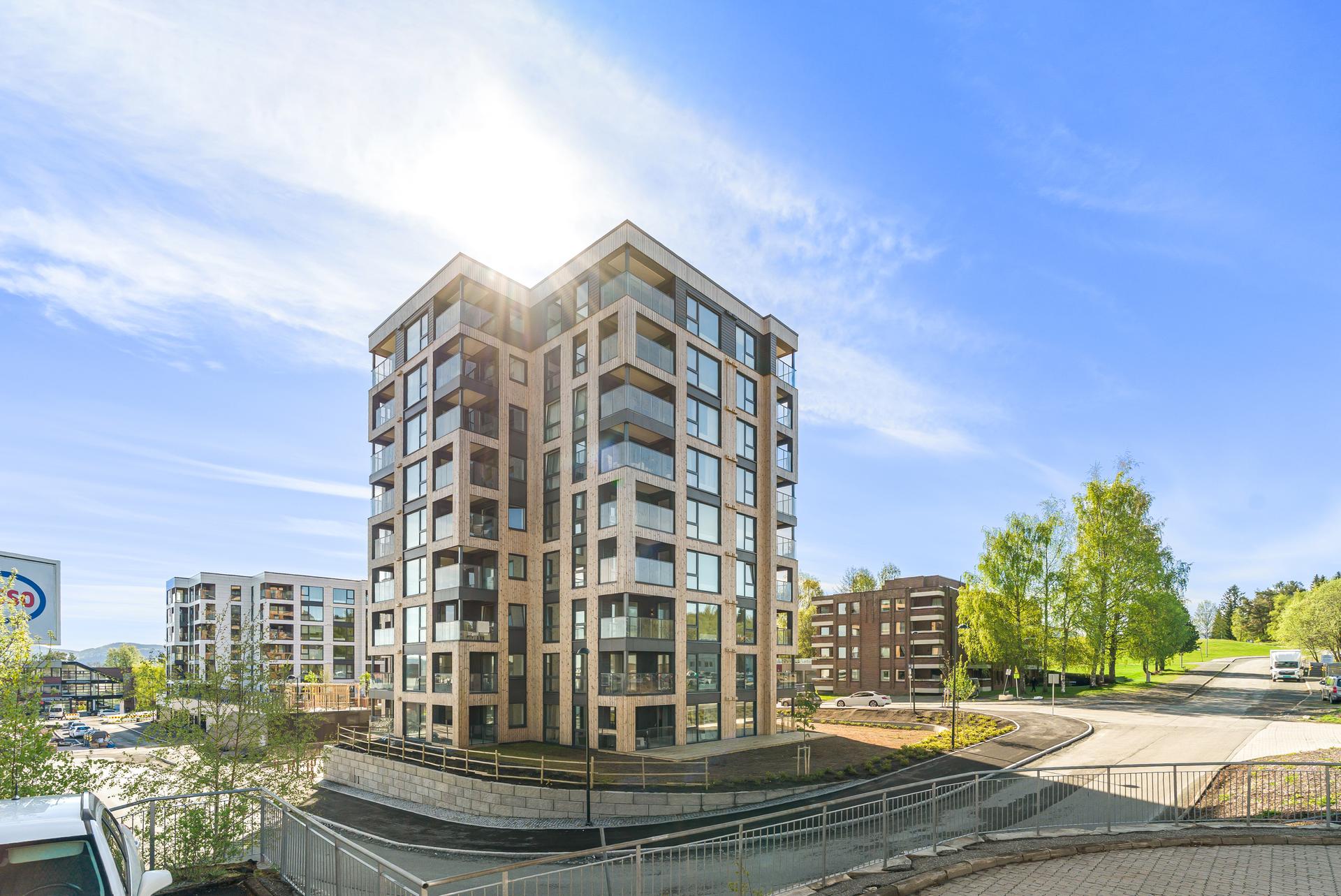 Velkommen til Saupstad Torg! Splitter nye leiligheter med flott beliggenhet og gode solforhold. Foto: Krokstad & Nervik . Bilde nummer 1 av 3