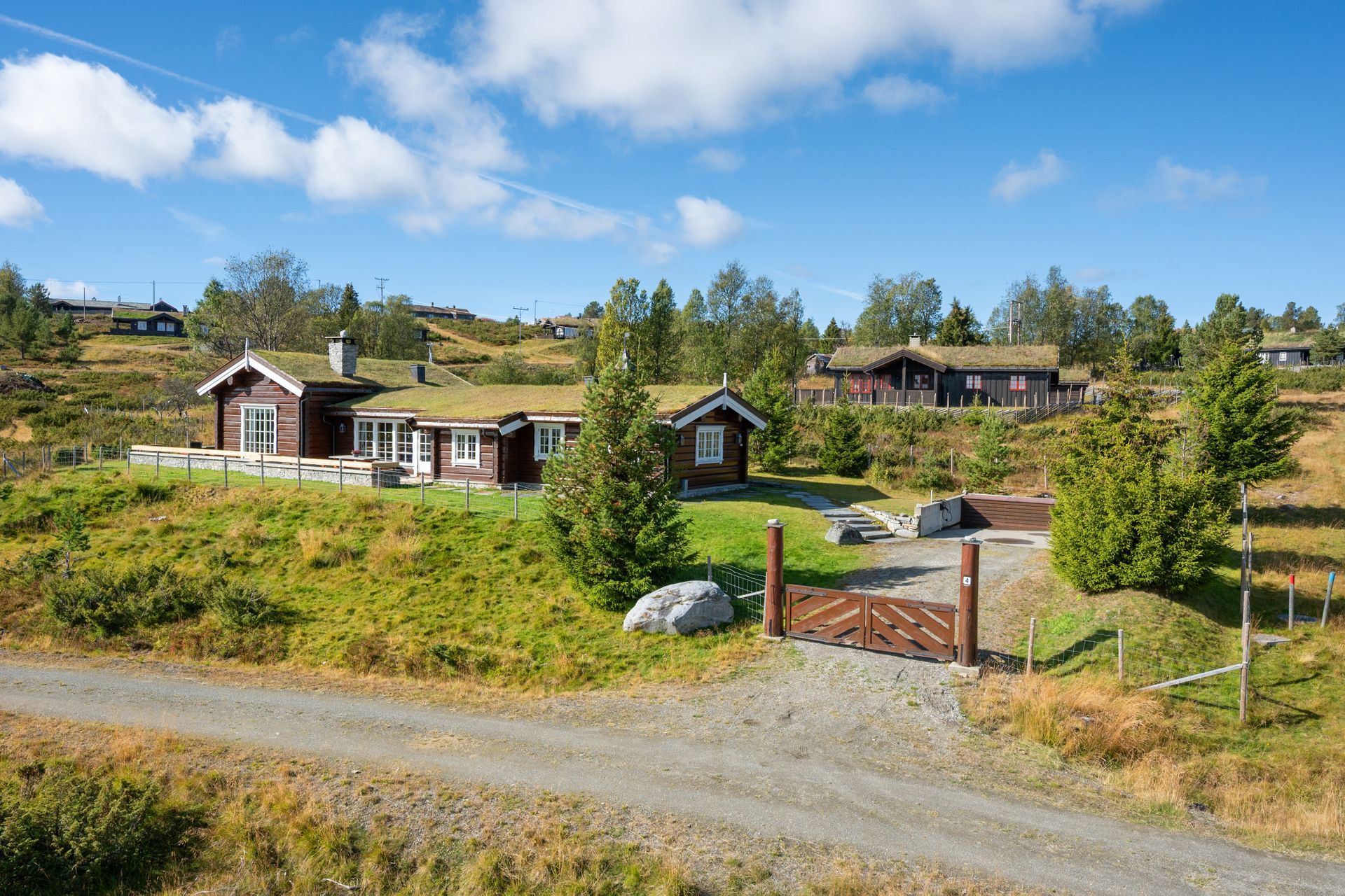 Eiendomsmegler 1 v/Unni Rolstad presenterer Viuråket 4! Foto: Ivar Flagestad. Bilde nummer 1 av 3