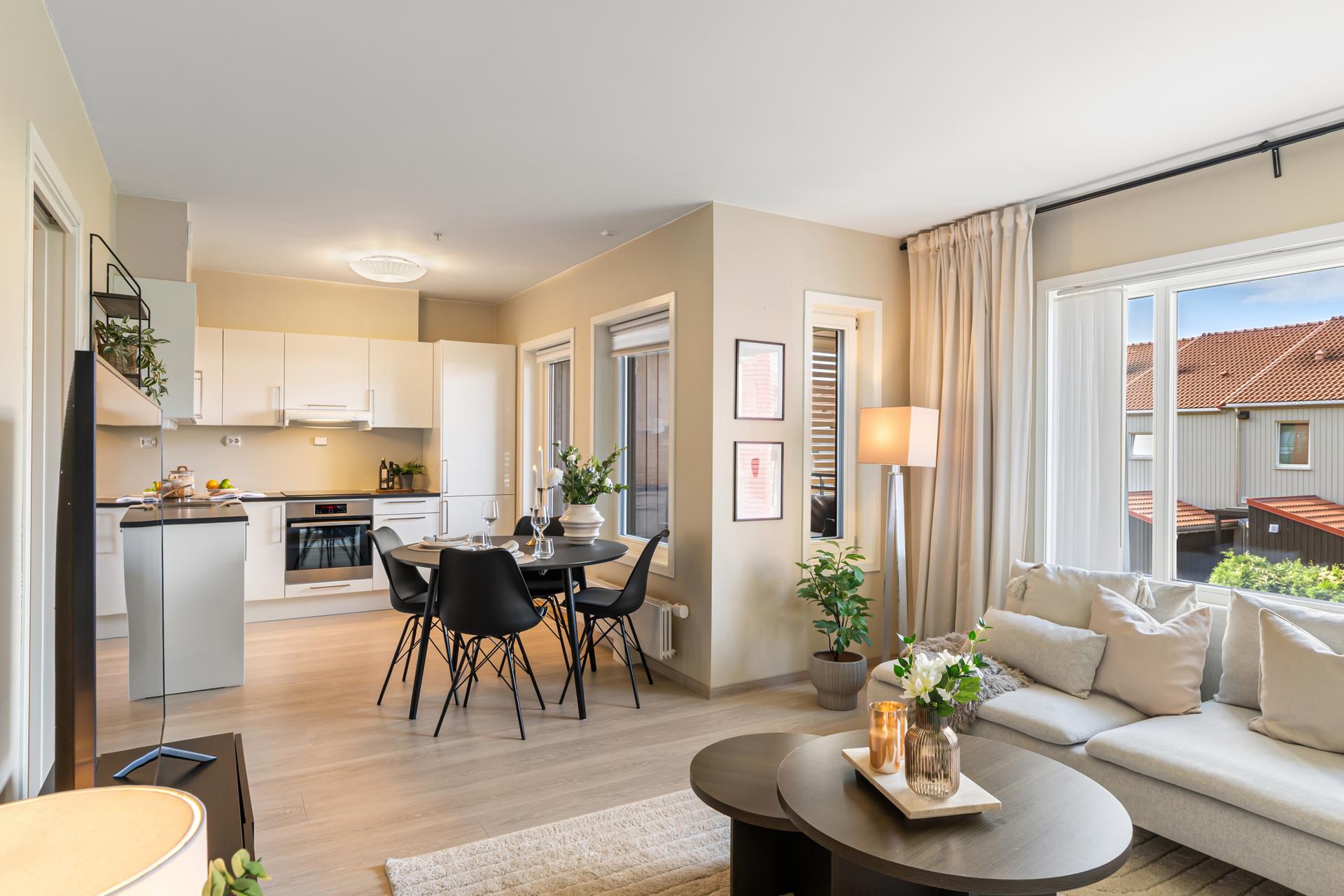 Eiendomsmegler 1 v/ Iselin Vaag presenterer: Hafrakveien 245. Foto: Eivind Dirdal. Bilde nummer 1 av 3