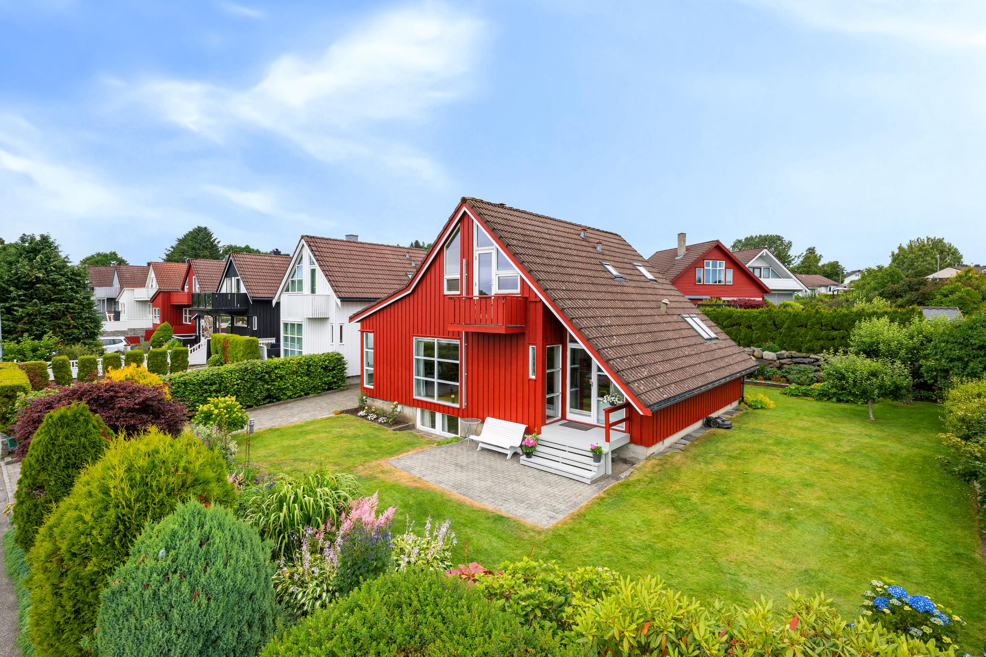  Bilde nummer 2 av 3