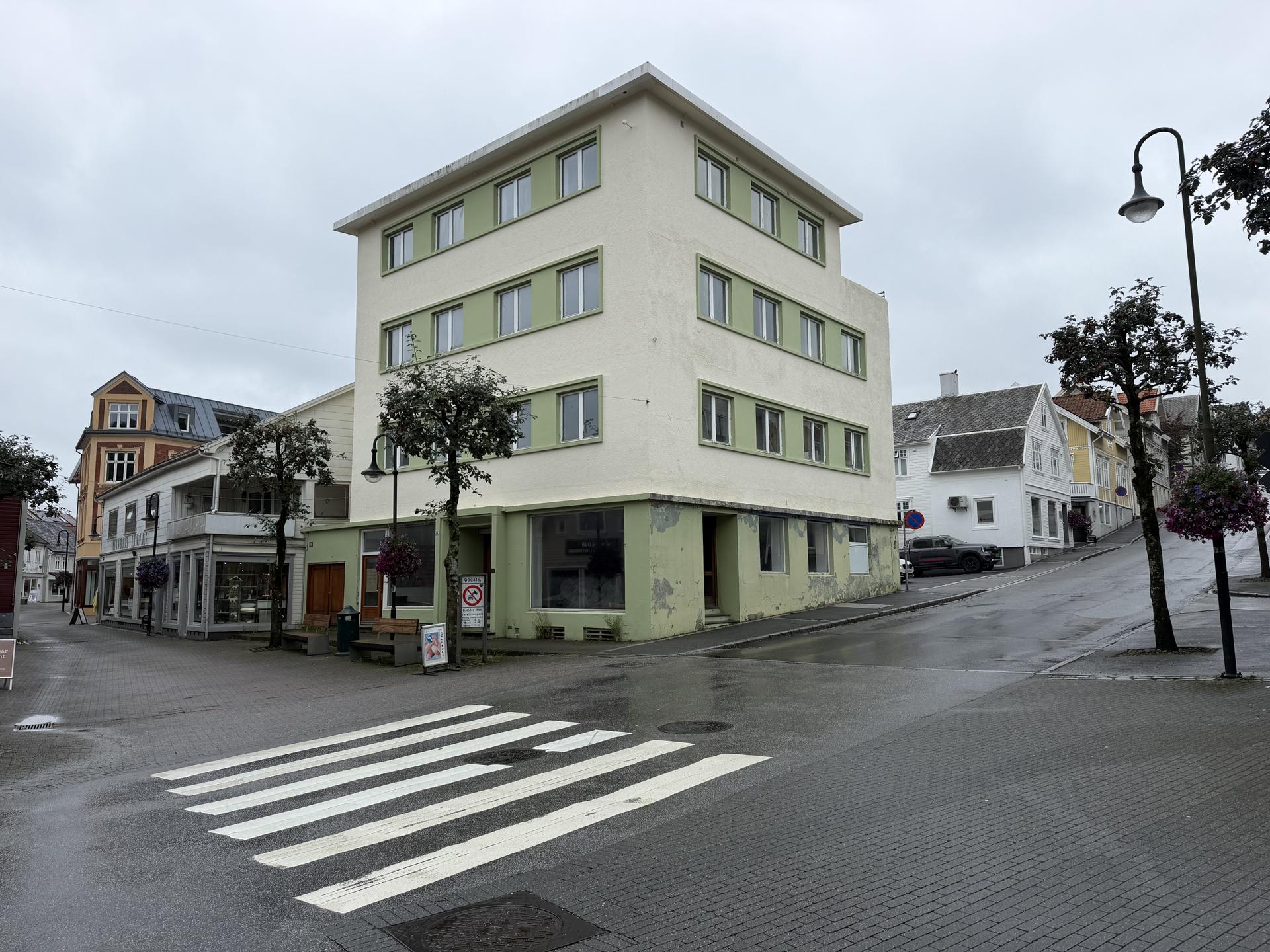 Roberggården. Bilde nummer 1 av 3