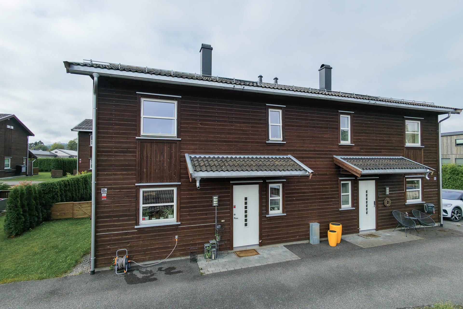 Velkommen til Tokkevegen 10D. . Bilde nummer 1 av 3