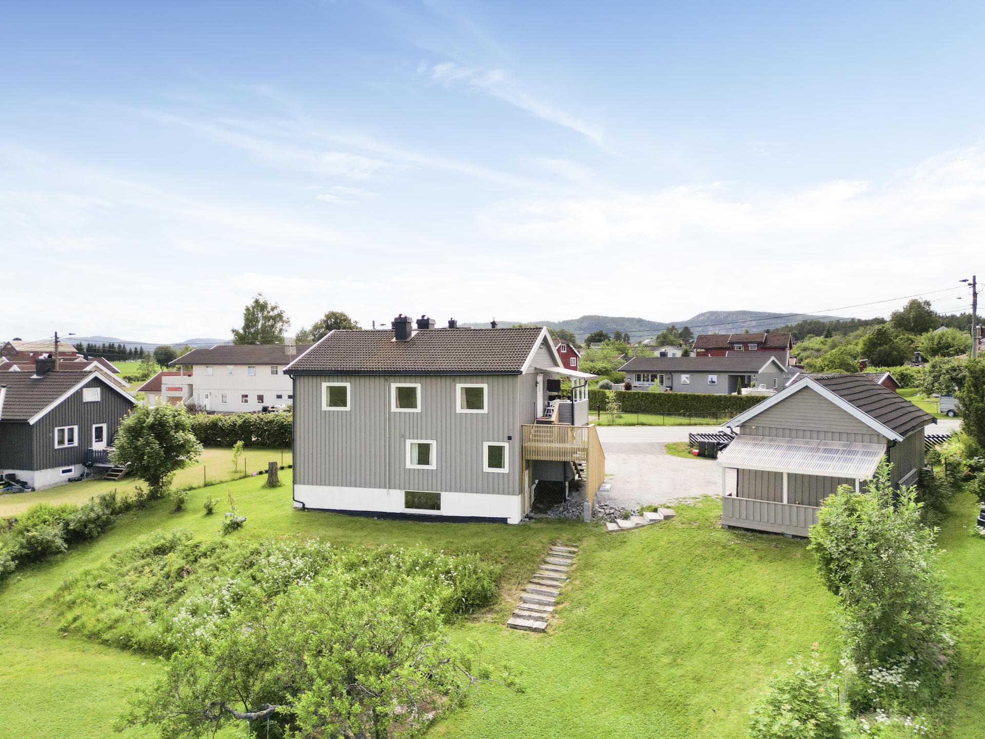 EiendomsMegler1 v/Are Olsen presenterer Oterholtvegen 39! Foto: Inbovi. Bilde nummer 1 av 3