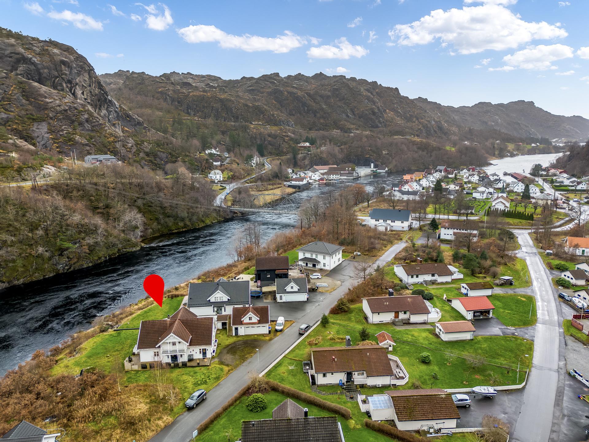 Dronefoto. Bilde nummer 2 av 3