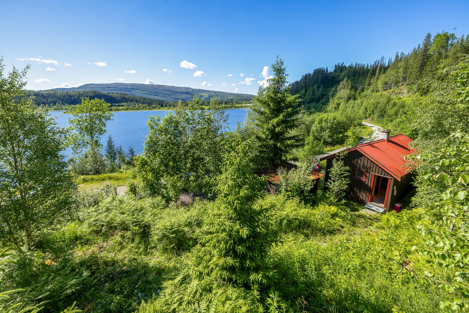 EiendomsMegler 1 v/Henrik Fjær Tausvik har gleden av å presentere Eidsvassvegen 140! Foto: Martin Hågensen . Bilde nummer 1 av 3