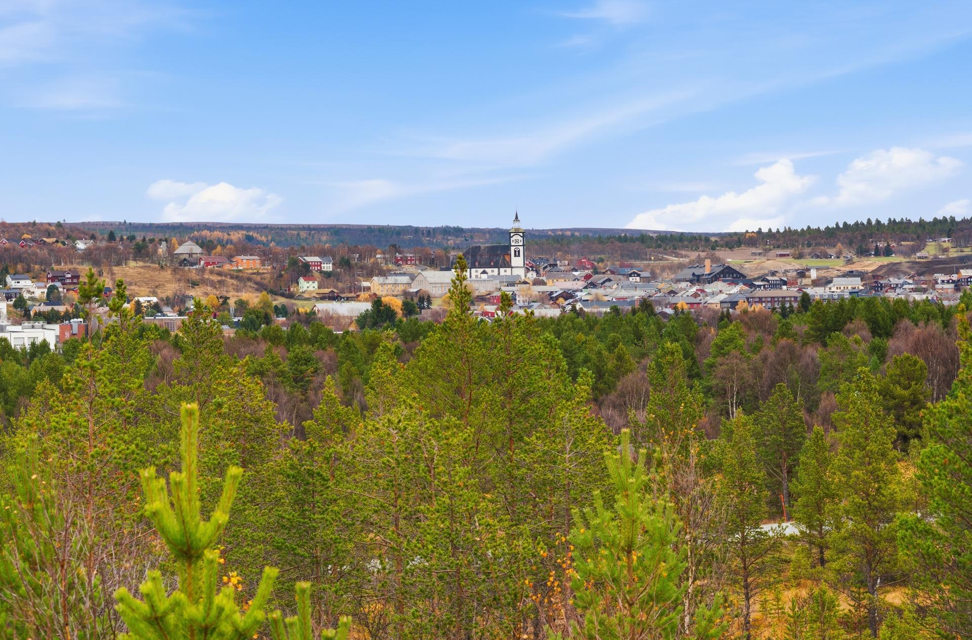 Utsikt mot Røros sentrum fra hytta.. Bilde nummer 2 av 3