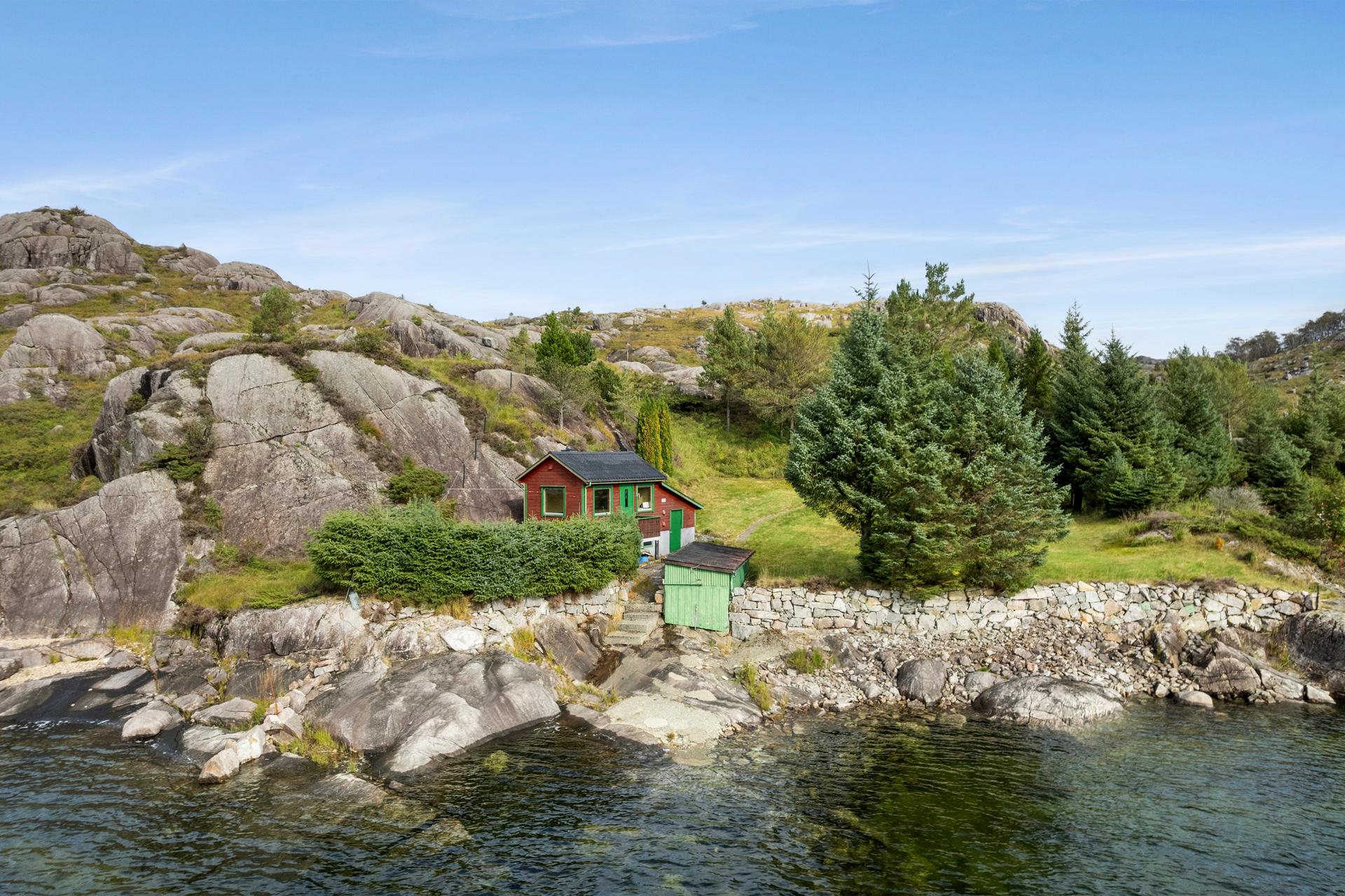 Velkommen til Vind-Birkelandsveien 370. . Bilde nummer 1 av 3