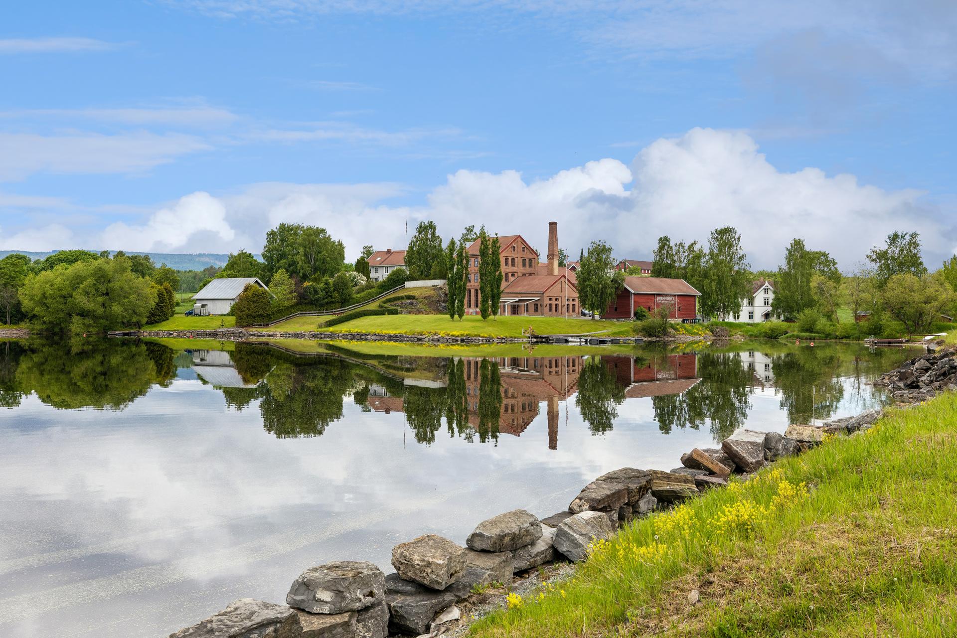 Røykenvik er et naturskjønt område med et rikt kultur- og friluftsliv.. Bilde nummer 2 av 3