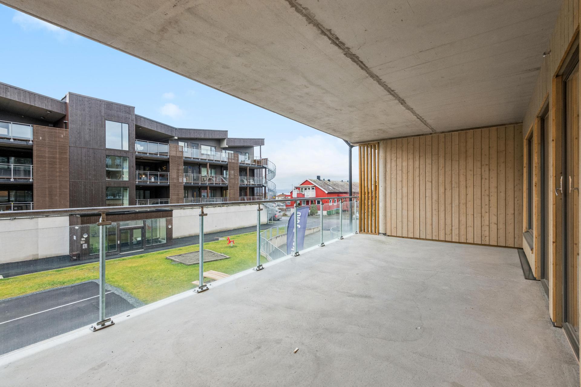 Leilighet 2.2 er den største leilighetstypen og har 3 soverom, samt terrasse på hele 23 kvm. . Bilde nummer 1 av 3