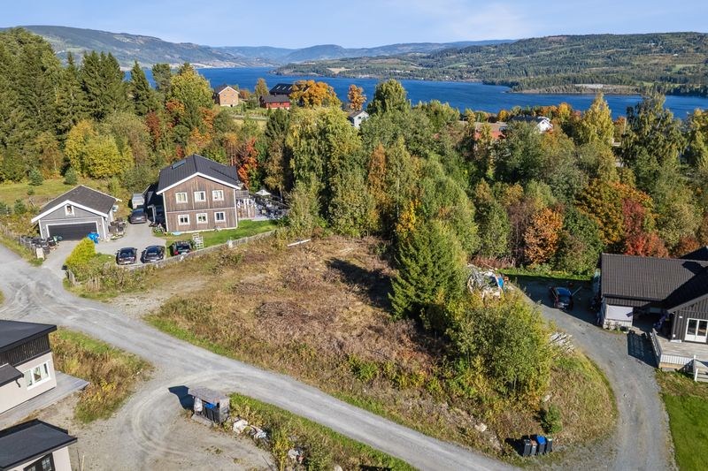 Røstesvingen 21