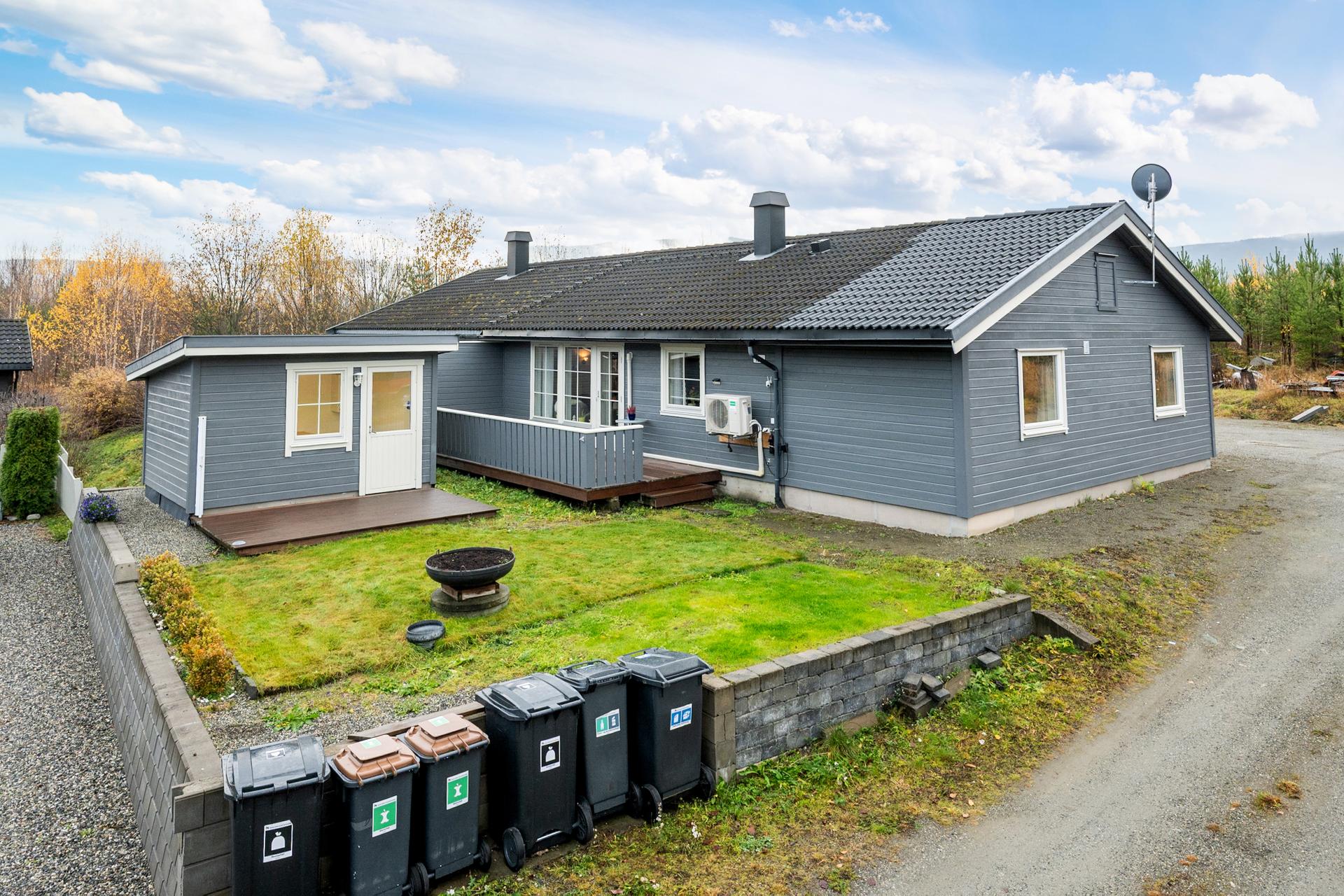 Eiendomsmegler 1 v/Unni Rolstad ønsker velkommen til Kjerringdokka 13A! Foto: Ivar Flagestad. Bilde nummer 1 av 3