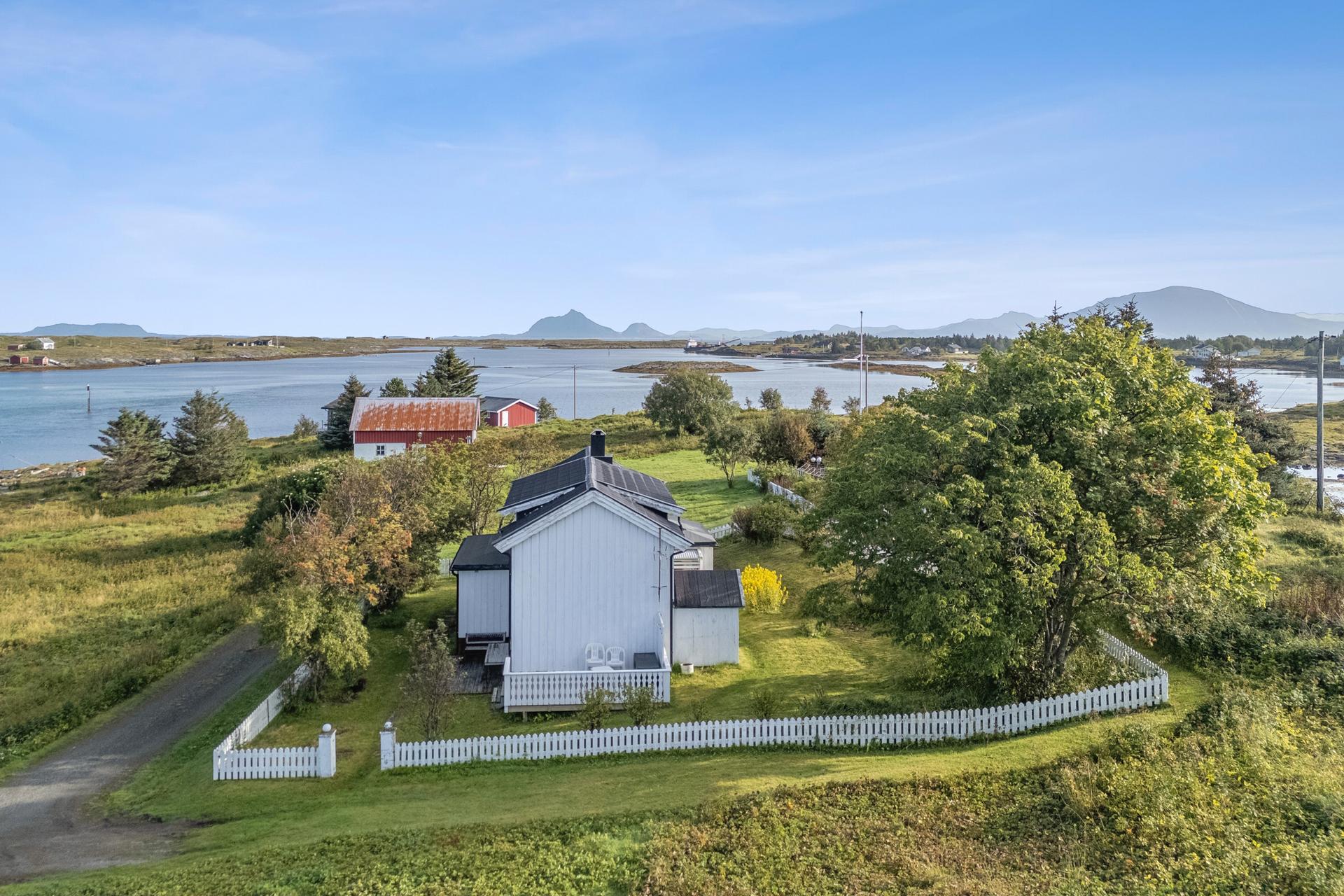 Velkommen til Moflagveien 21! Foto: EFKT. . Bilde nummer 1 av 3