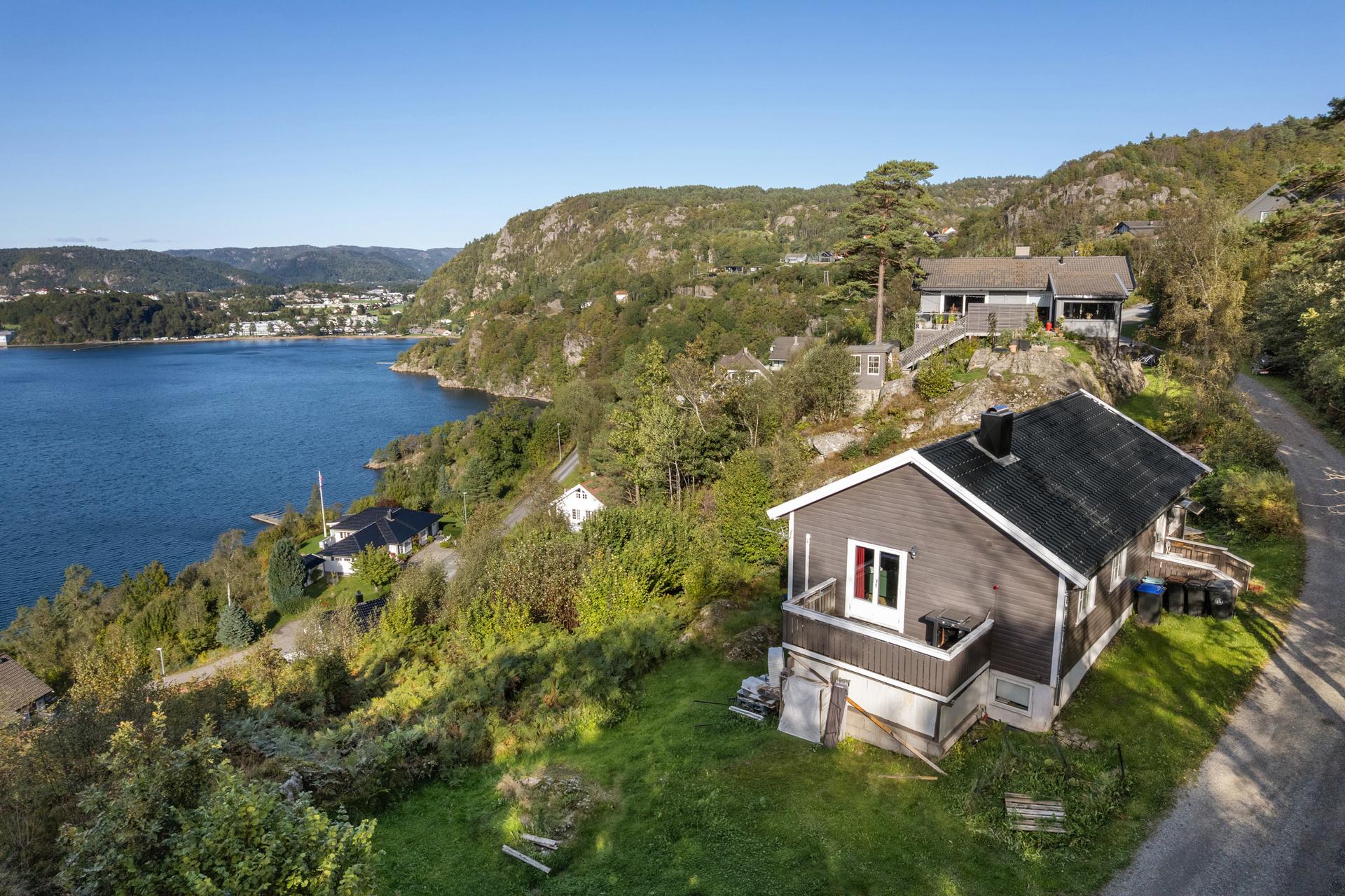Velkommen til Skåra 8. Foto: Mirakel Foto Anne Rakel Haaland. Bilde nummer 1 av 3