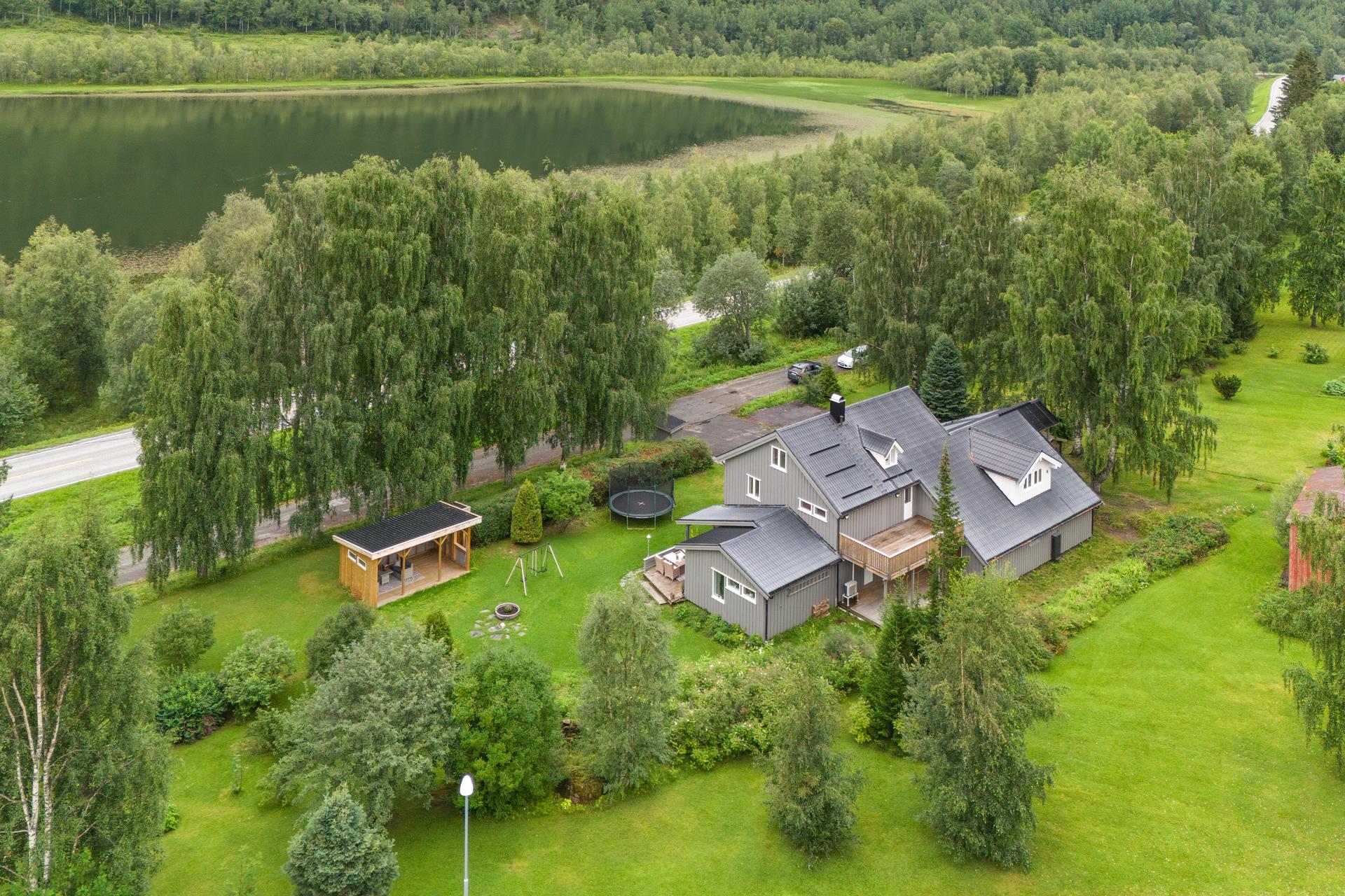 Dronefoto. Bilde nummer 3 av 3