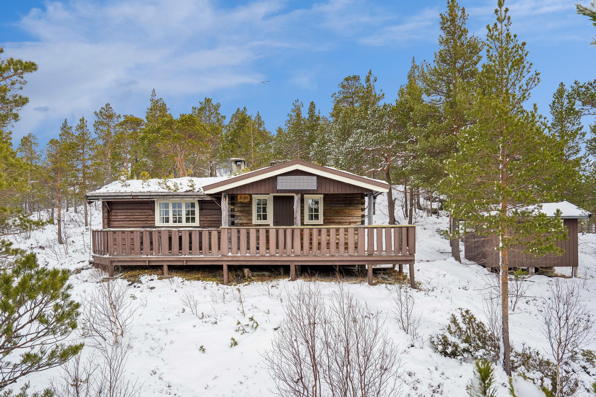 Flott fjellhytte som ligger 571 moh.. Bilde nummer 1 av 3
