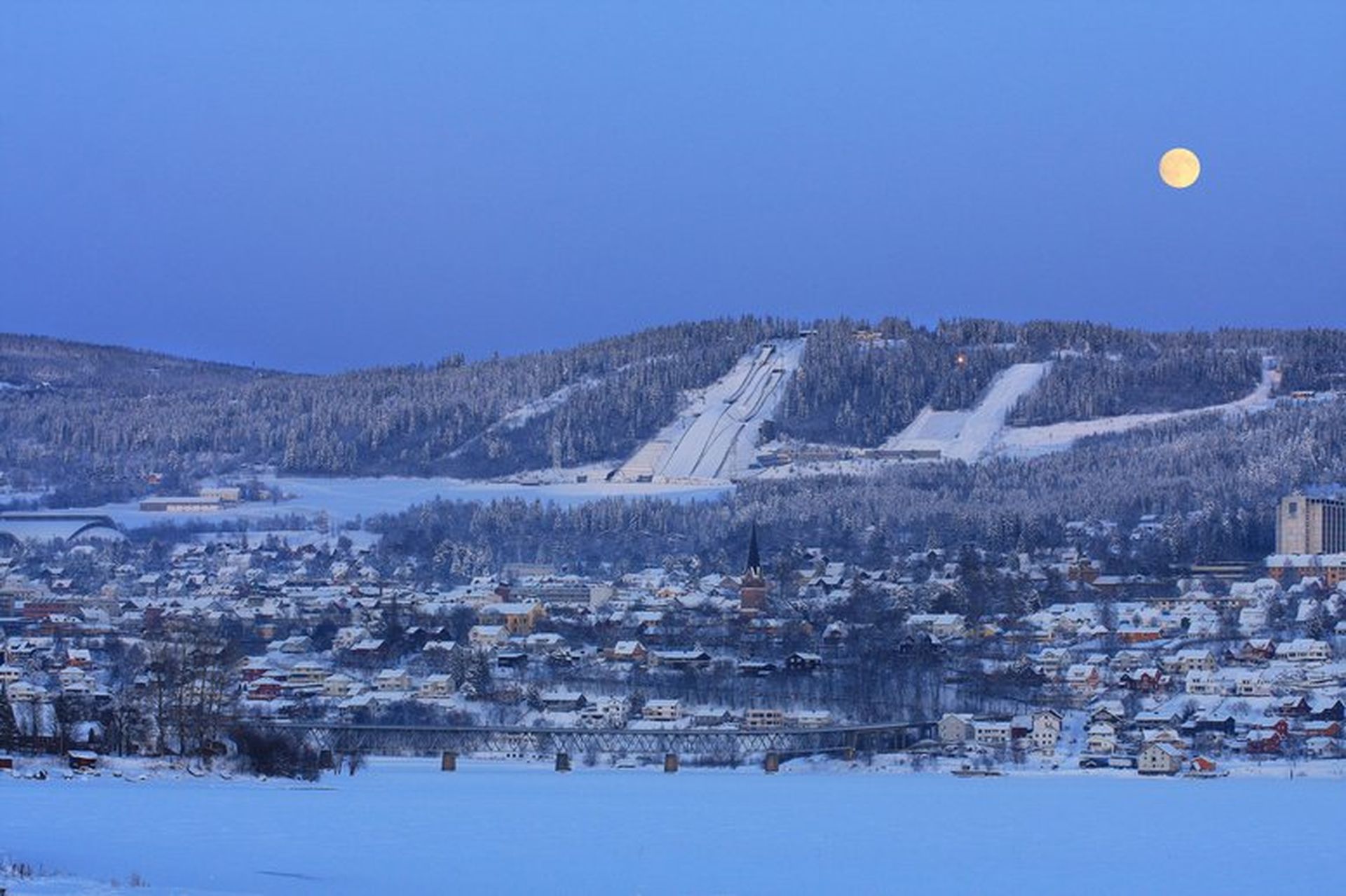 Lillehammer-i-maneskinn-LL-00134.width-776.jpg