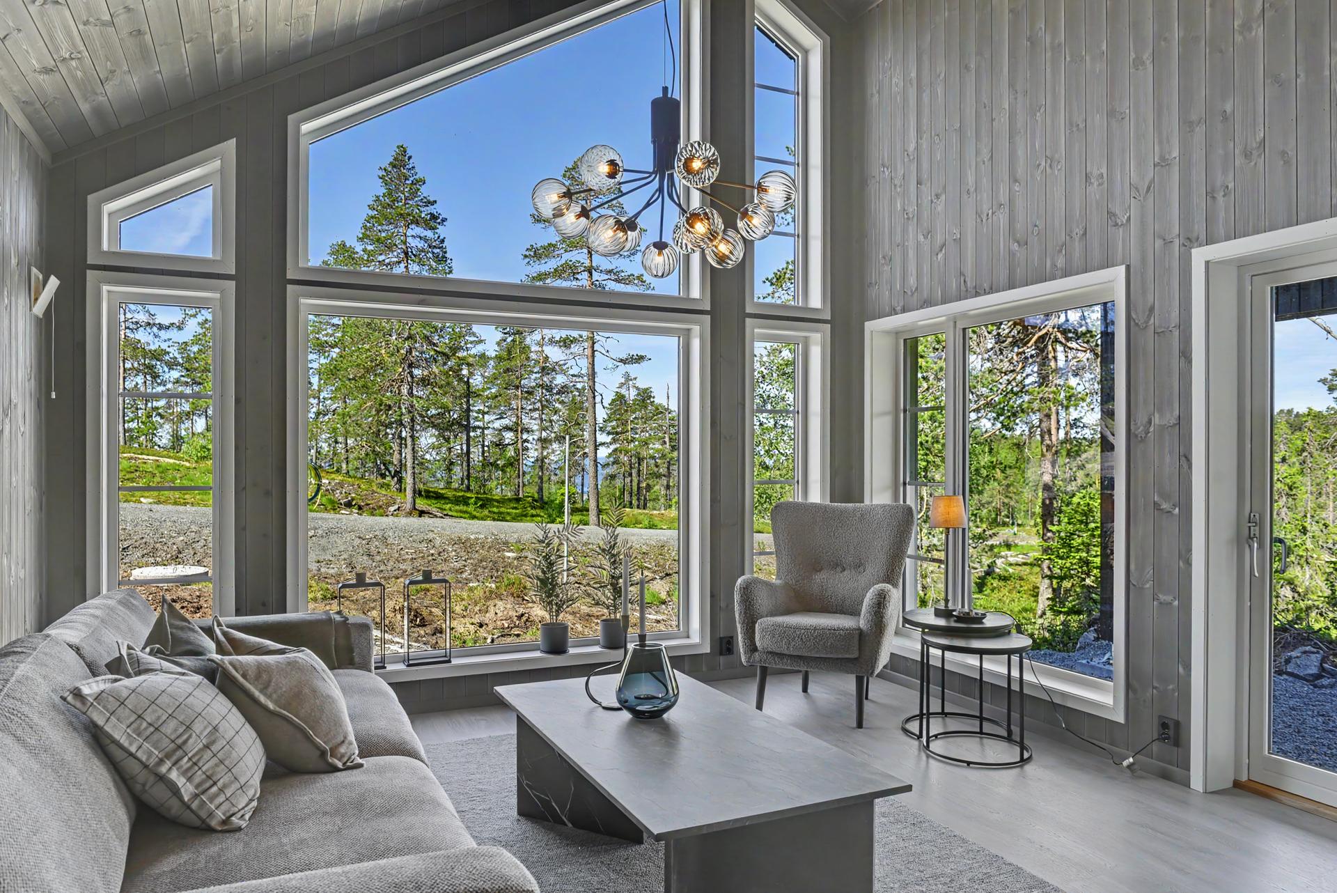 EiendomsMegler 1 Prosjekt har gleden av å presentere Kvitberga 16 på Lygna for salg. Eiendommen ligger tilbaketrukket og fint til i utkanten av nytt hyttefelt på populære Lygna! Foto: Kjell Vidar Martinsen. Bilde nummer 1 av 3