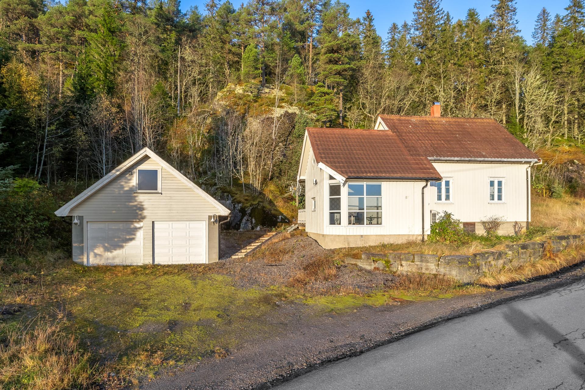 EiendomsMegler 1 v/Hans Kjetil Andreassen har gleden av å presentere Aglenvegen 87! Foto: Martin Hågensen . Bilde nummer 1 av 3