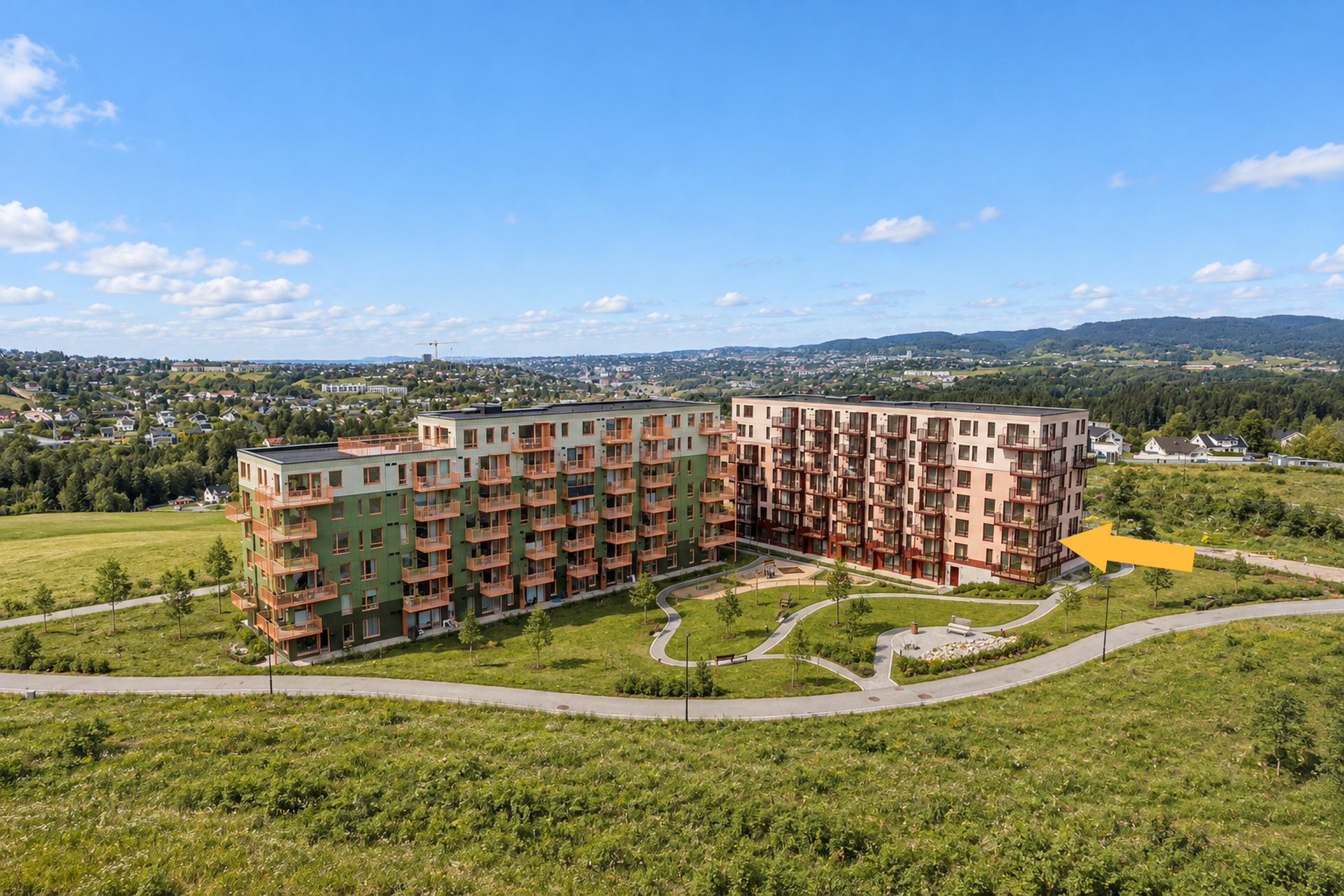 Leiligheten ligger flott til i prosjektets 3. etasje. Ai-generert til sommer. . Bilde nummer 2 av 3