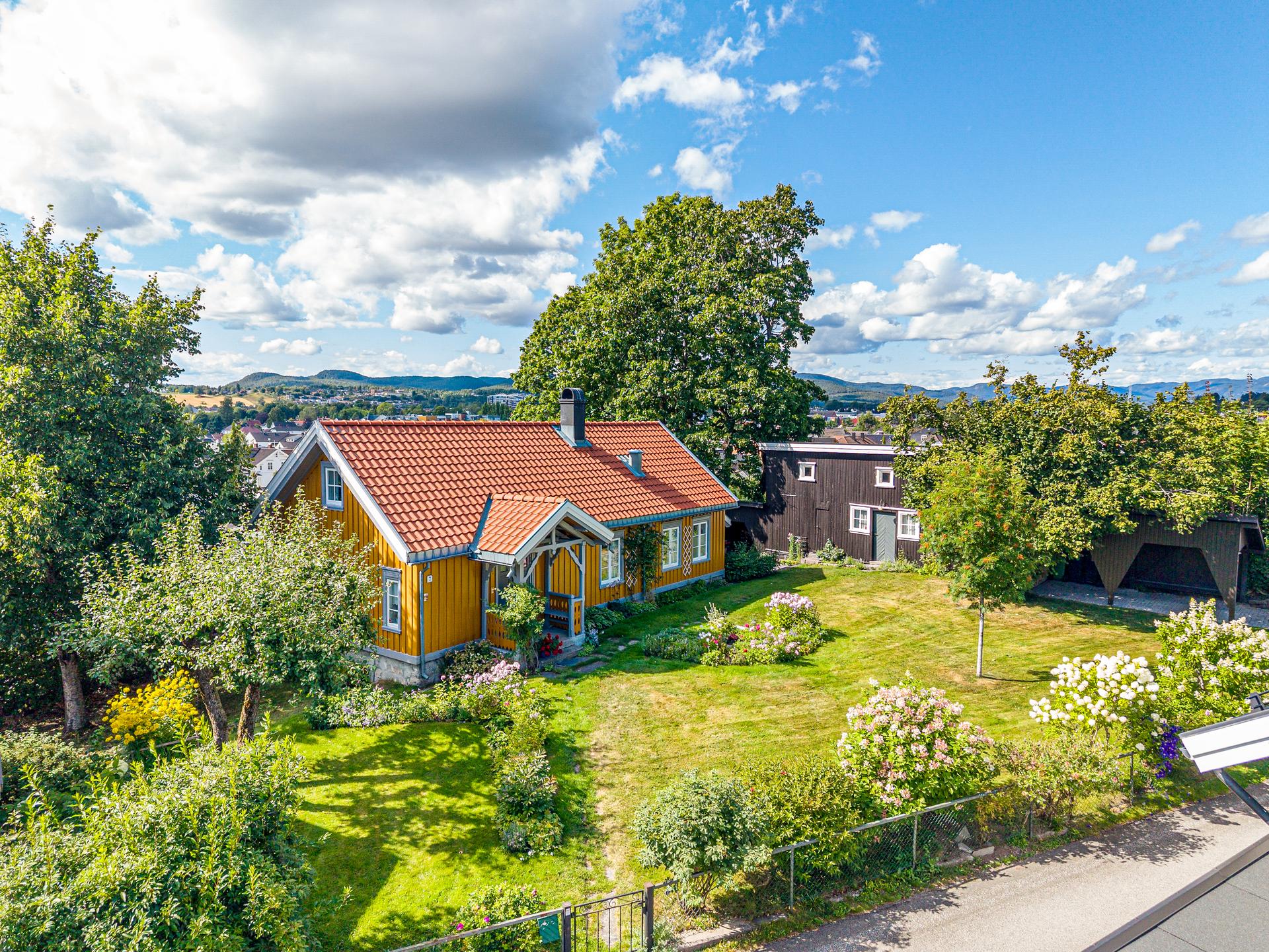 Eiendomsmegler Espen Thoresen presenterer Lagmannsvegen 7! 
Foto: INBOVI.. Bilde nummer 2 av 3