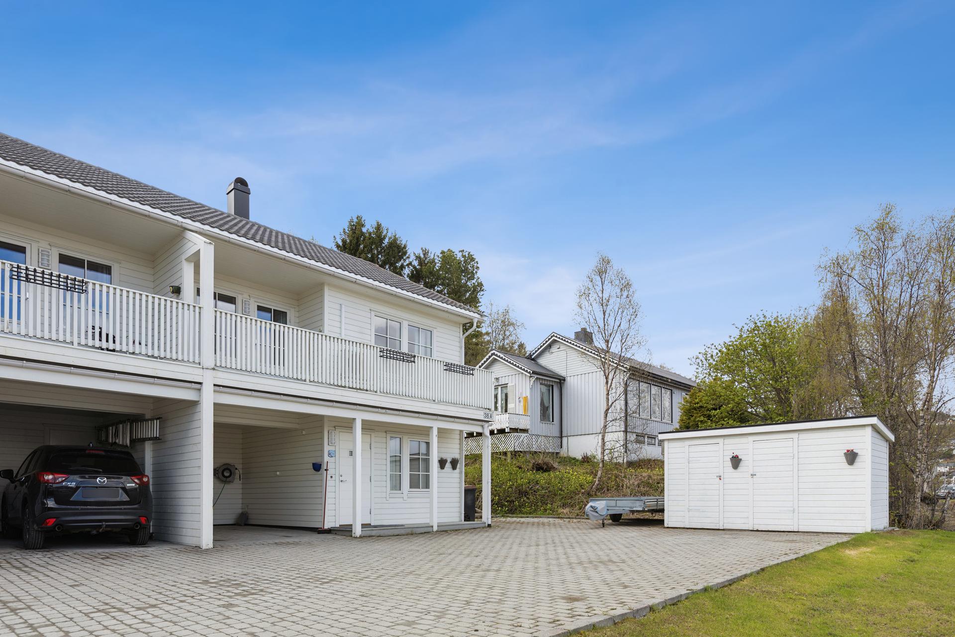 Avdelingsleder/Eiendomsmegler Øyvind Guldhaugen presenterer Kongsveien 38 A! Foto: EFKT. Bilde nummer 1 av 3