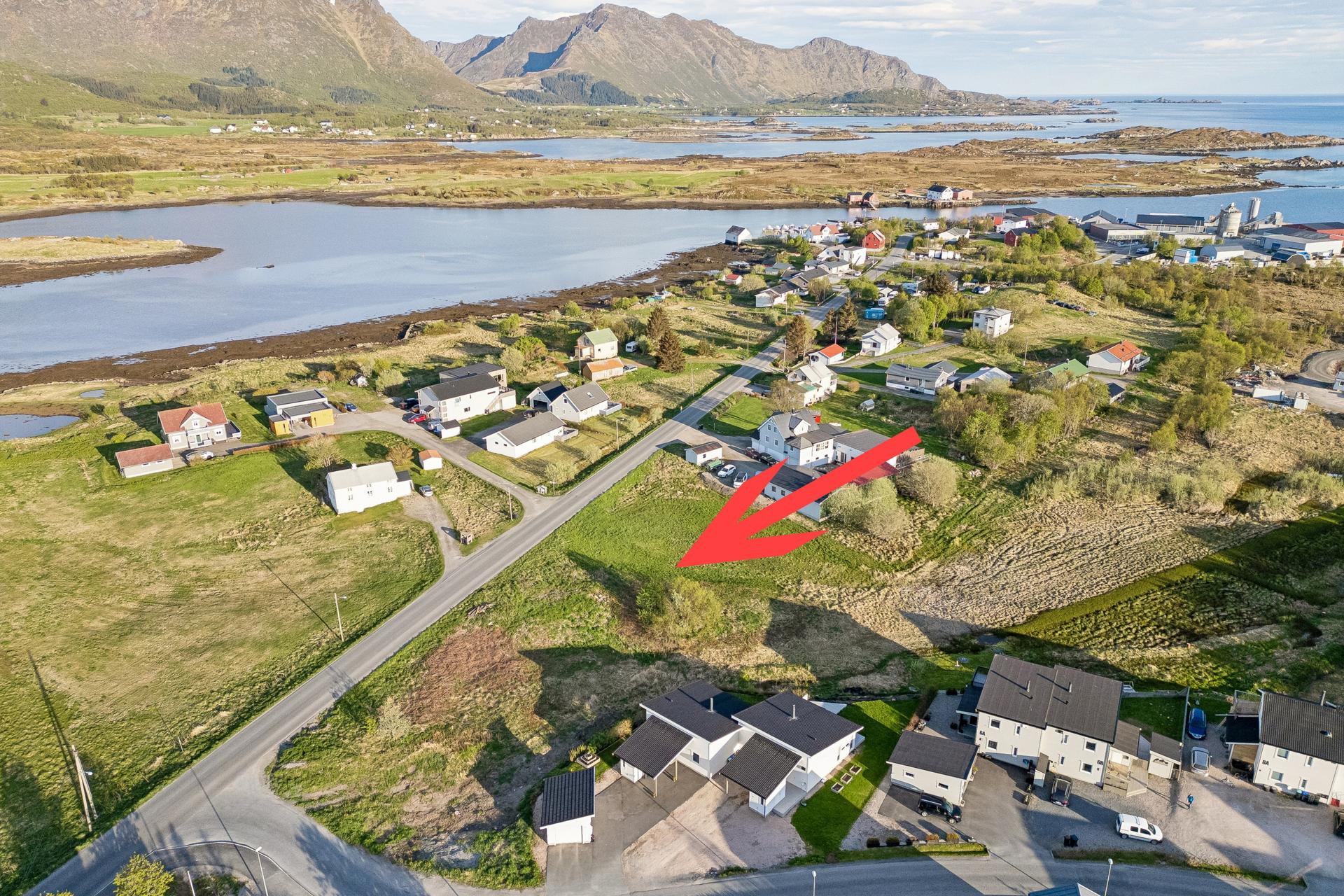 Velkommen til Sjøveien - Presentert av Eiendomsmegler 1 Lofoten. Foto: EFKT. . Bilde nummer 1 av 3