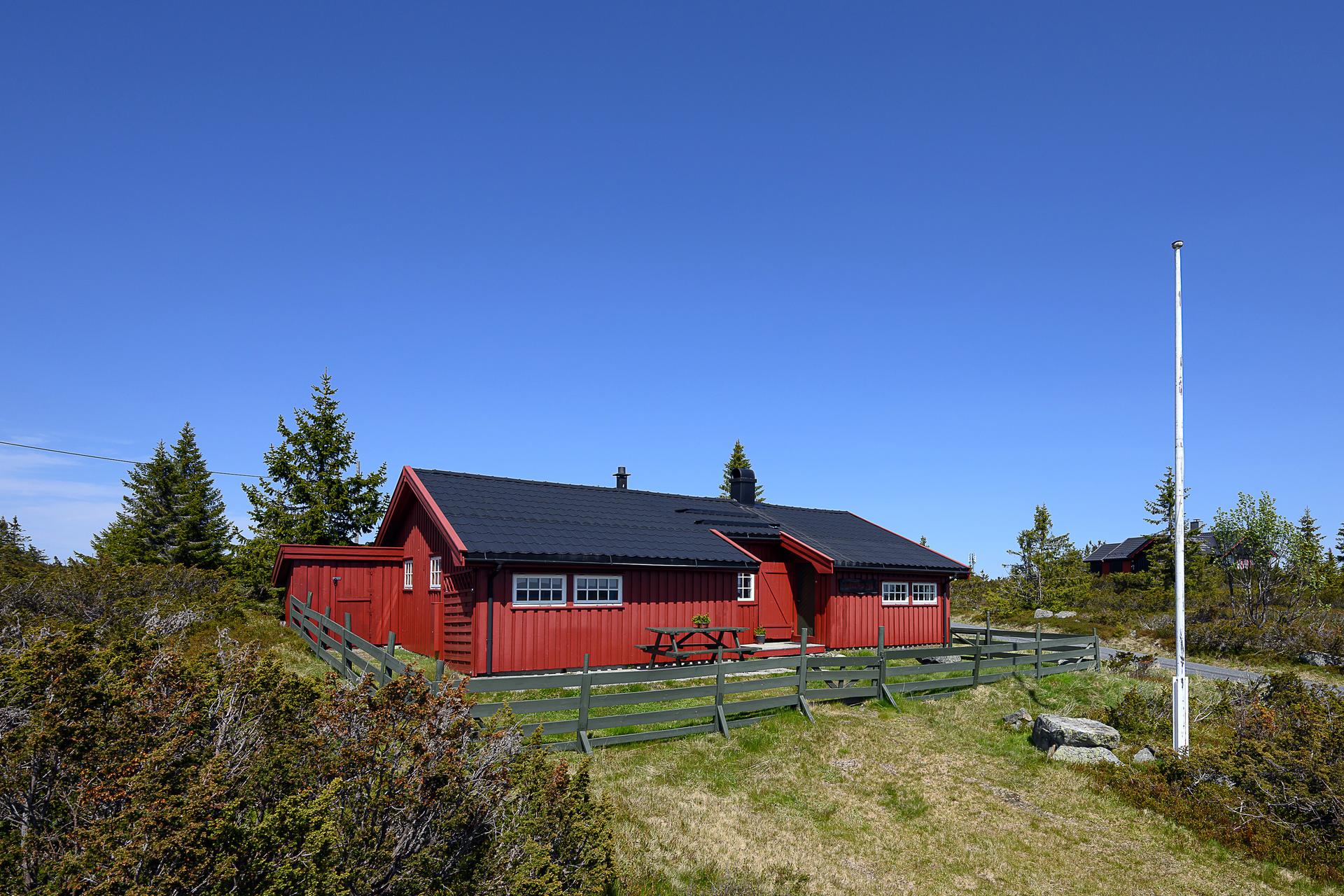 Velkommen til Sjusjøen-Pihl 738! Foto: Lars Marius Bækkevold.. Bilde nummer 1 av 3