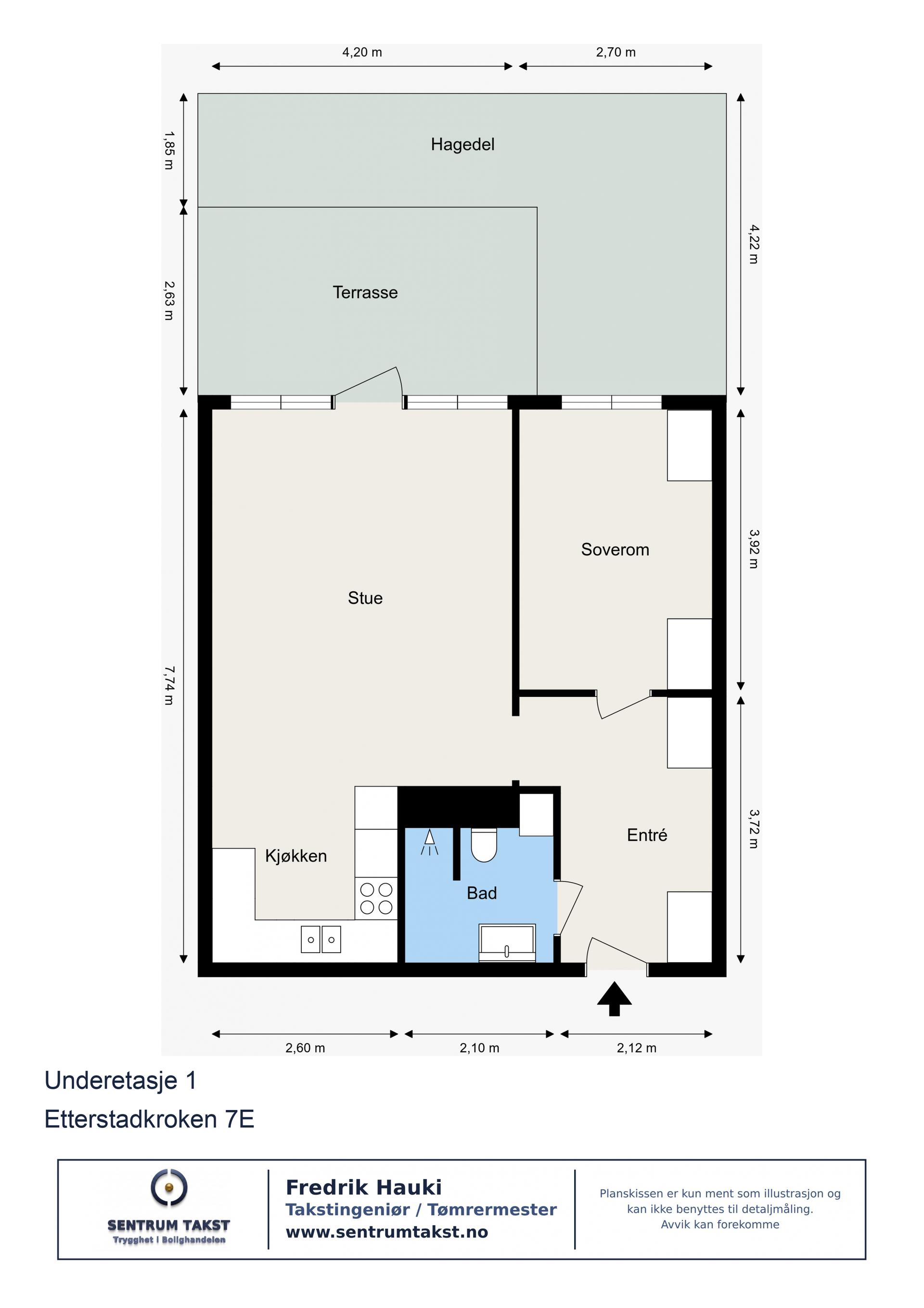 Entréen leder inn til badet, soverommet og stuen med åpen kjøkkenløsning og utgang til terrassen.. Bilde nummer 2 av 3