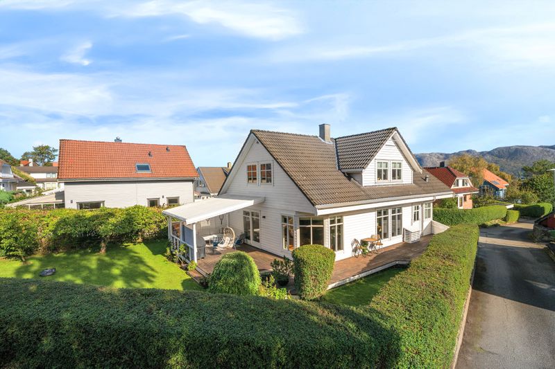 Boganesringen 22A og B
