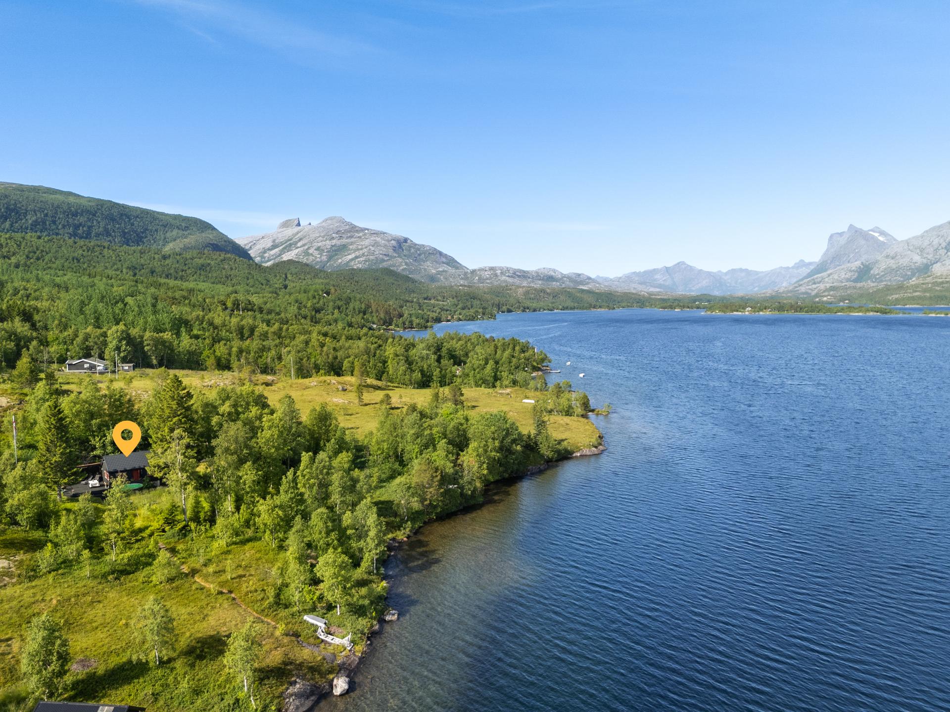 Velkommen til Vatnveien 204.. Bilde nummer 2 av 3