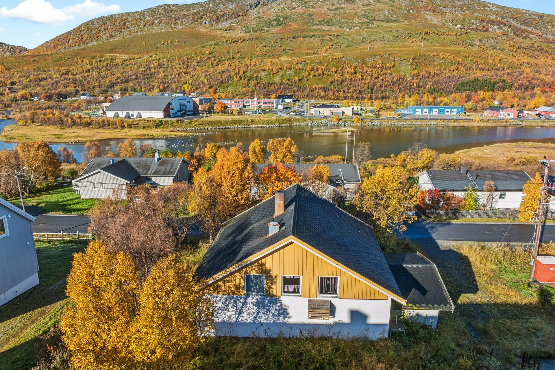 Velkommen til Dalvegen 22! Foto: EFKT. Bilde nummer 2 av 3