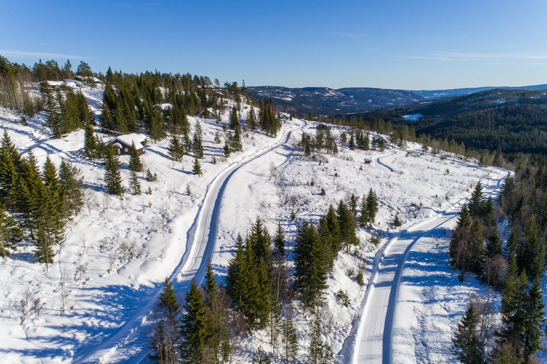Velkommen til Solåsgrenda hyttefelt. Bilde nummer 1 av 3