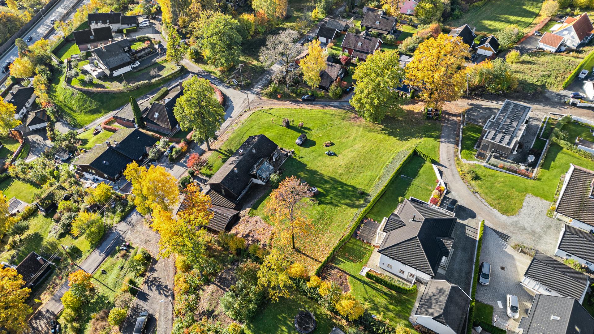 Tomten ligger i område regulert til frittliggende småhusbebyggelse.. Bilde nummer 3 av 3