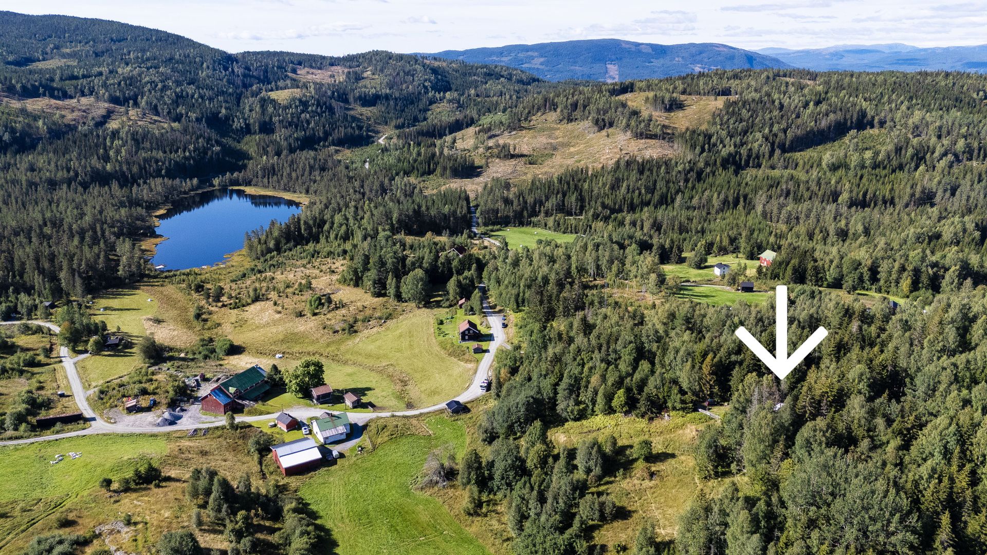 Omårdet byr på vakker natur med flotte turopplevelser. Bilde nummer 1 av 3