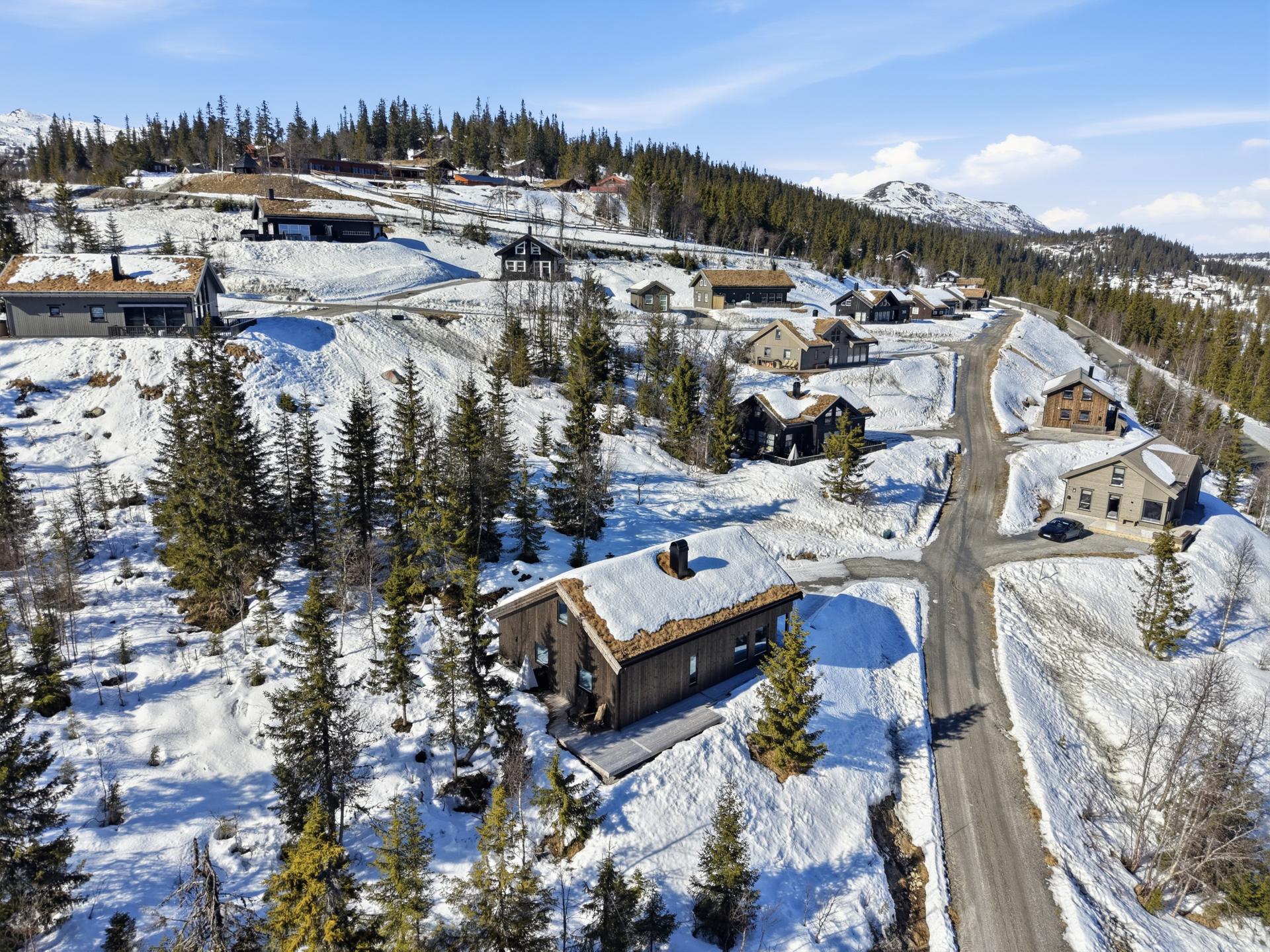 Nyere (2023) familiehytte beliggende nær Fjellstua, skiløyper og skisenter.. Bilde nummer 2 av 3