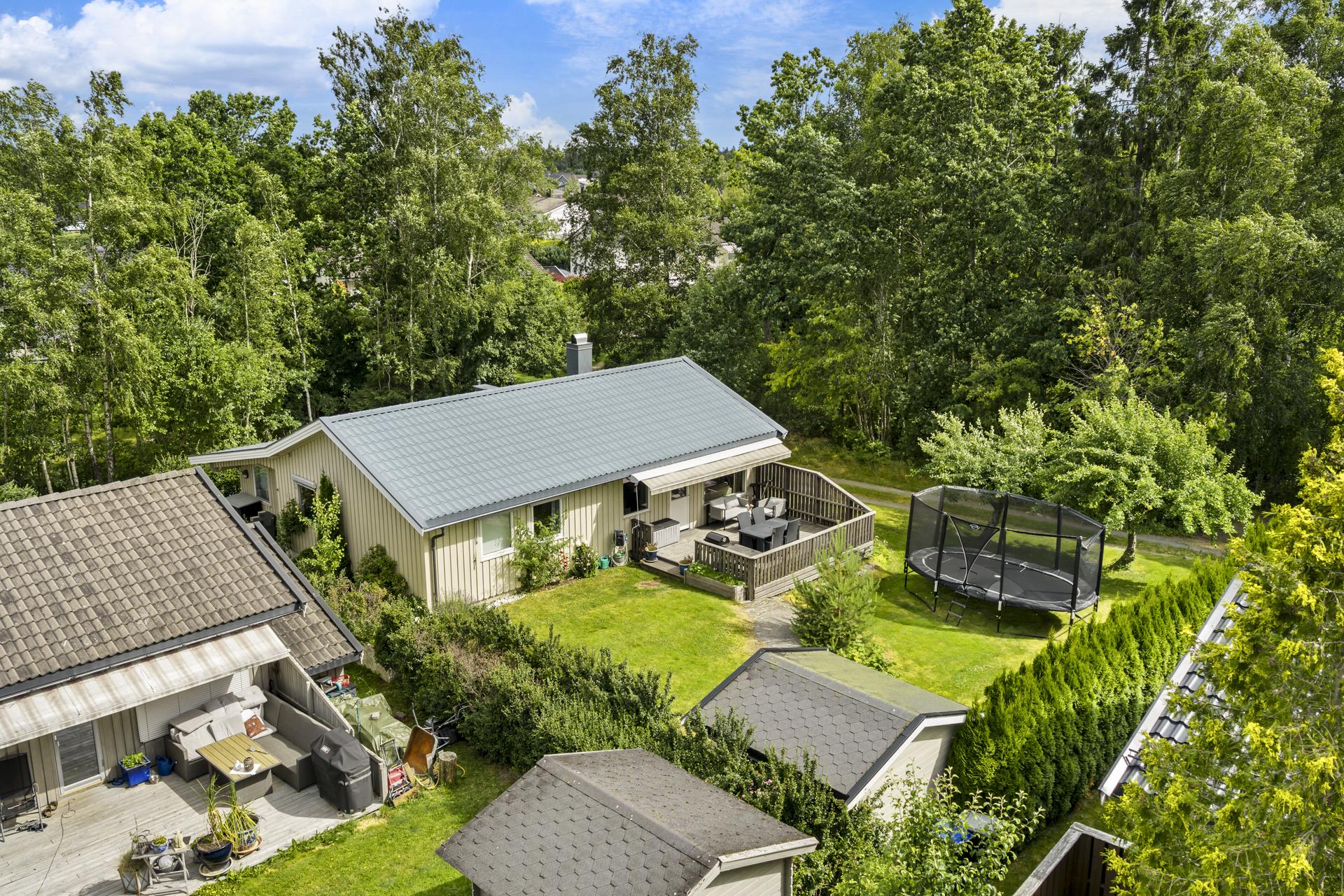Eiendomsmegler1 Vestby/Son v/ Erik Nickelsen har den glede av å presentere  Fergemannens vei 7 på Pepperstad. Foto: [Kreativ Foto]. Bilde nummer 1 av 3