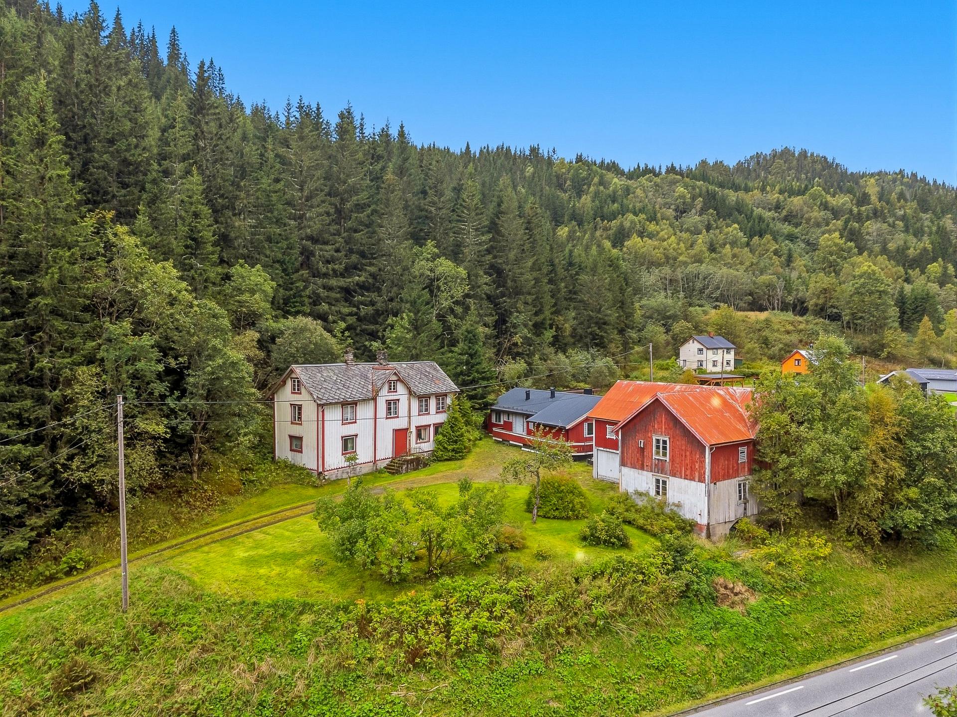 Eiendomsmegler 1 ved Fredrik Sommerschild Wulvik har gleden av og presentere Rørosveien 1038 . Bilde nummer 1 av 3
