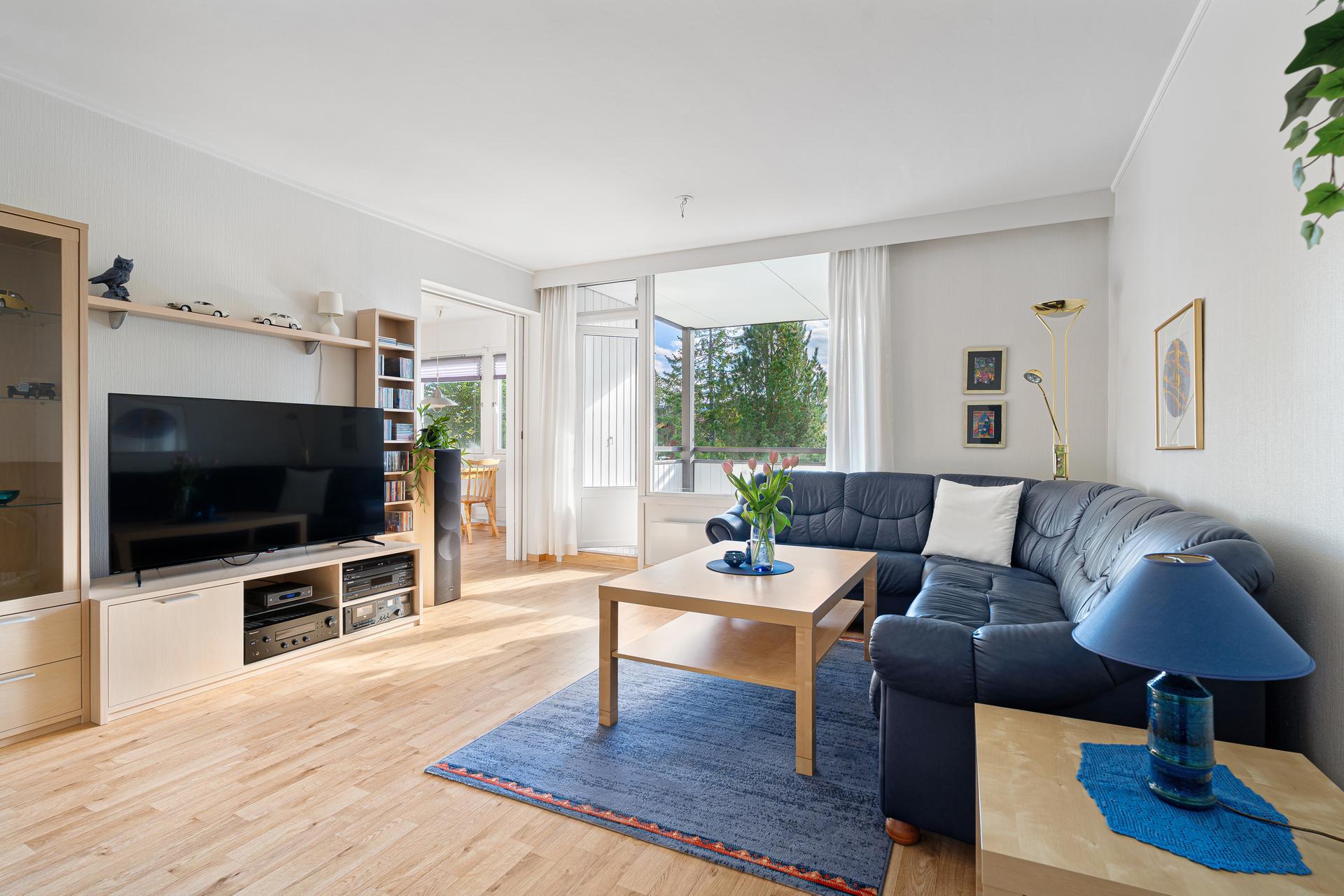 EiendomsMegler 1 v/Sondre Grønning har gleden av å presentere Lillebergvegen 12 B! . Bilde nummer 1 av 3