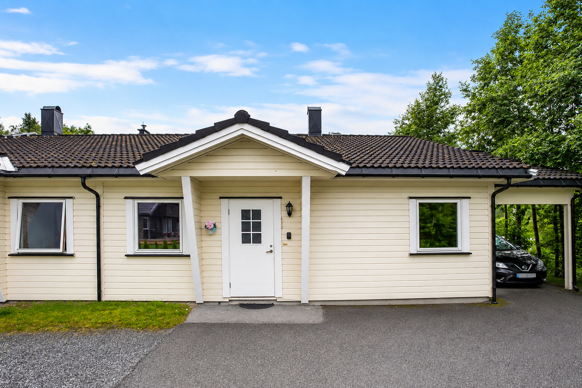 EiendomsMegler 1 v/ Henning Wolden Skog har gleden av å presentere Nedre Villmones 14 B!. Bilde nummer 1 av 3