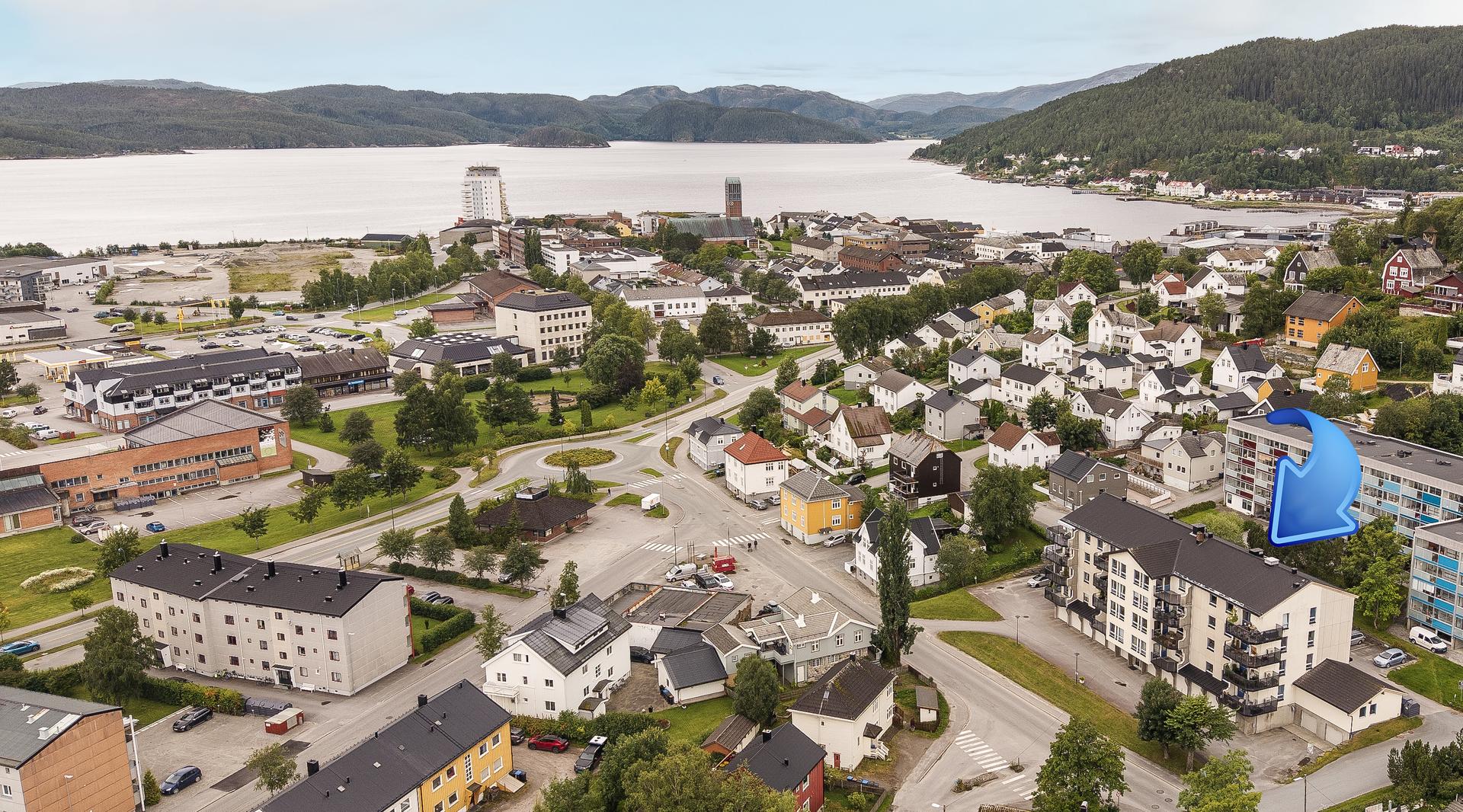 2-roms beliggenhet i et sentralt og veletablert område like ved Sykehuset Namsos. Bilde nummer 2 av 3
