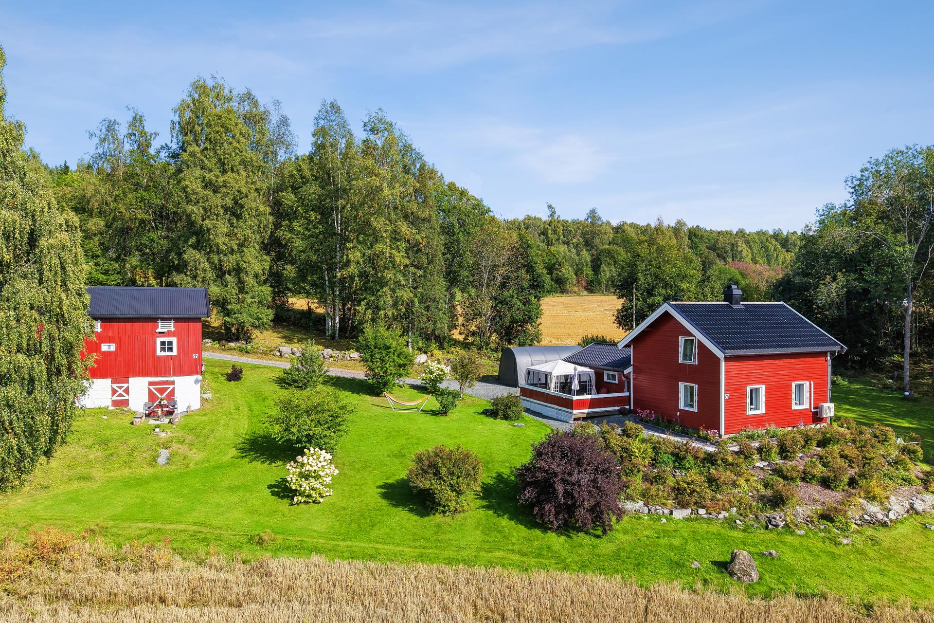 Velkommen til Toneroa 57! Foto: Bjørn Sørheim/EFKT Norge AS. Bilde nummer 1 av 3