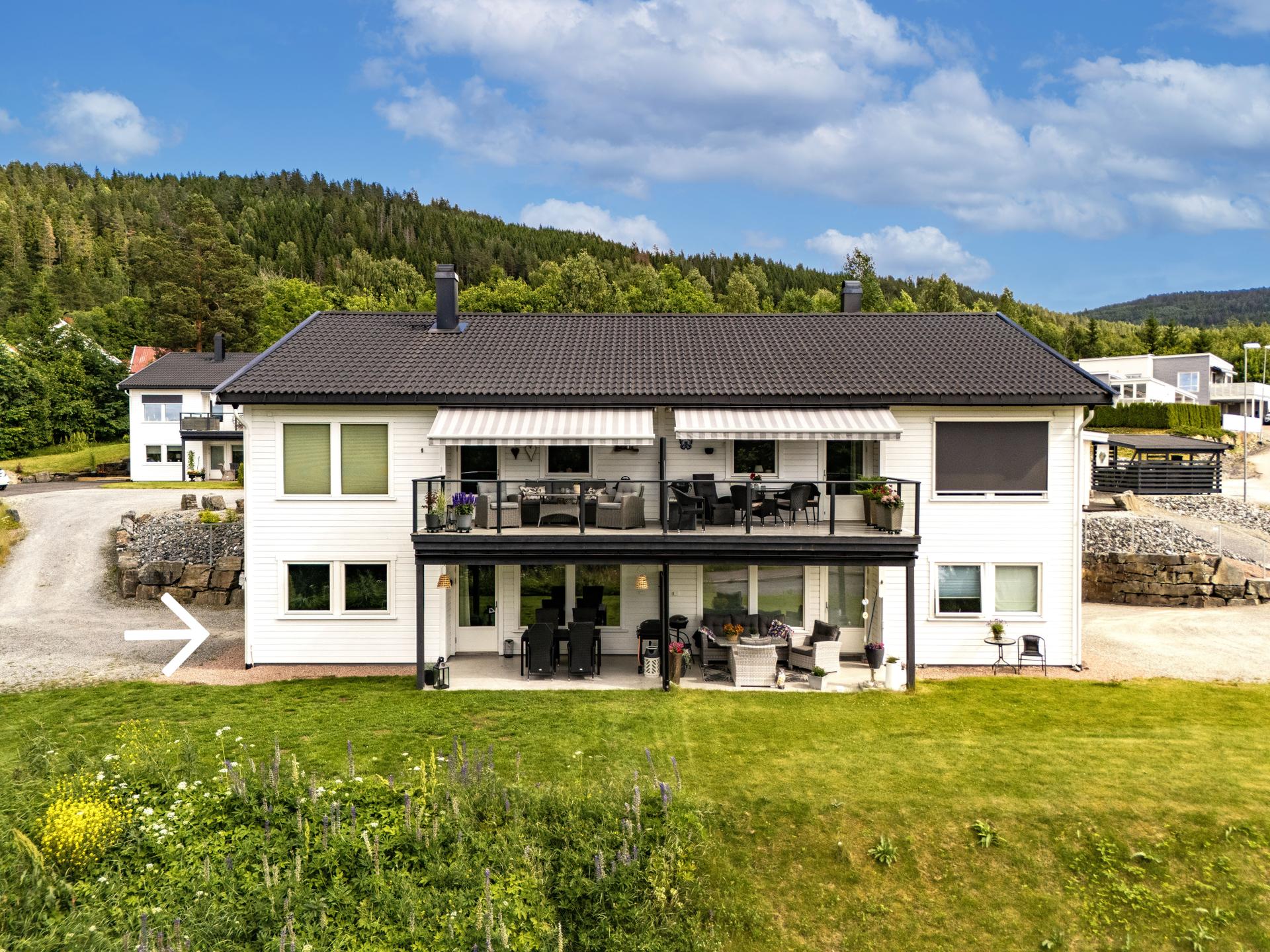Velkommen til Friggs vei 71! Foto: Viken Fototjenester v/ Eirik Andersen.. Bilde nummer 2 av 3