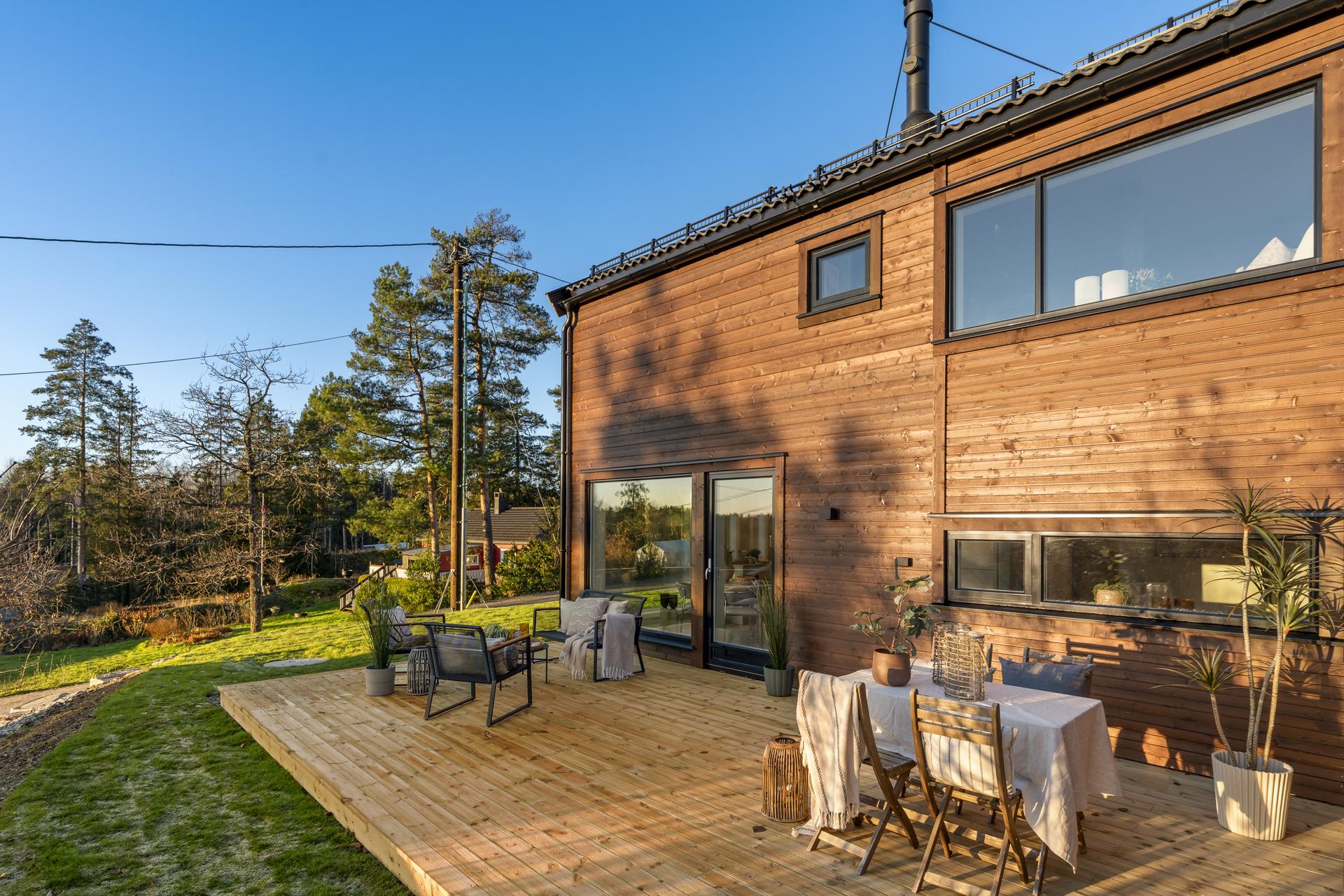  Nøkkelferdig og moderne nyoppført bolig – solfylt terrasse. Perfekt lokasjon for deg som jobber i Vestby Næringspark. . Bilde nummer 2 av 3