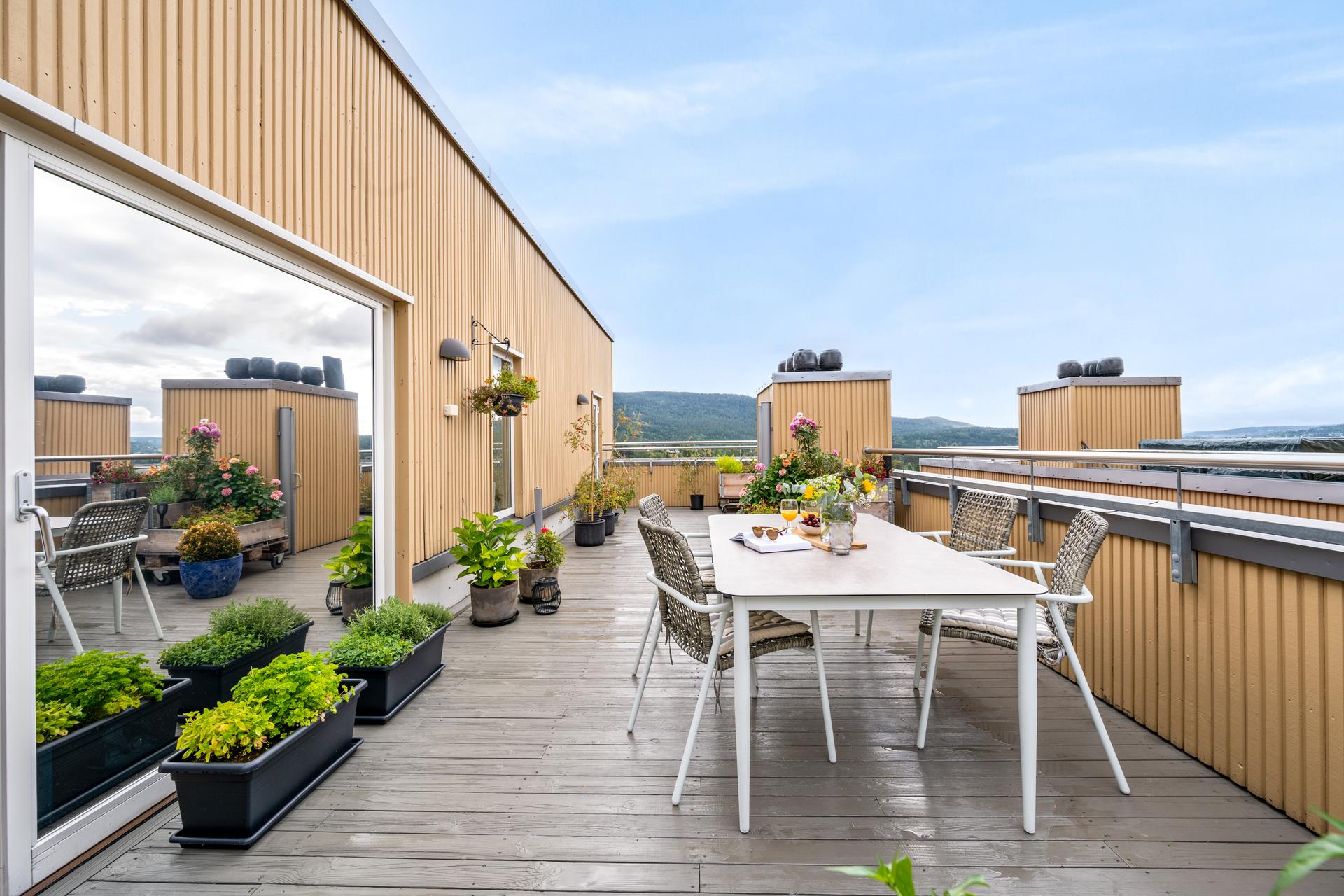 Her kan man skape ulike soner for grilling, avslapning og lek.. Bilde nummer 3 av 3