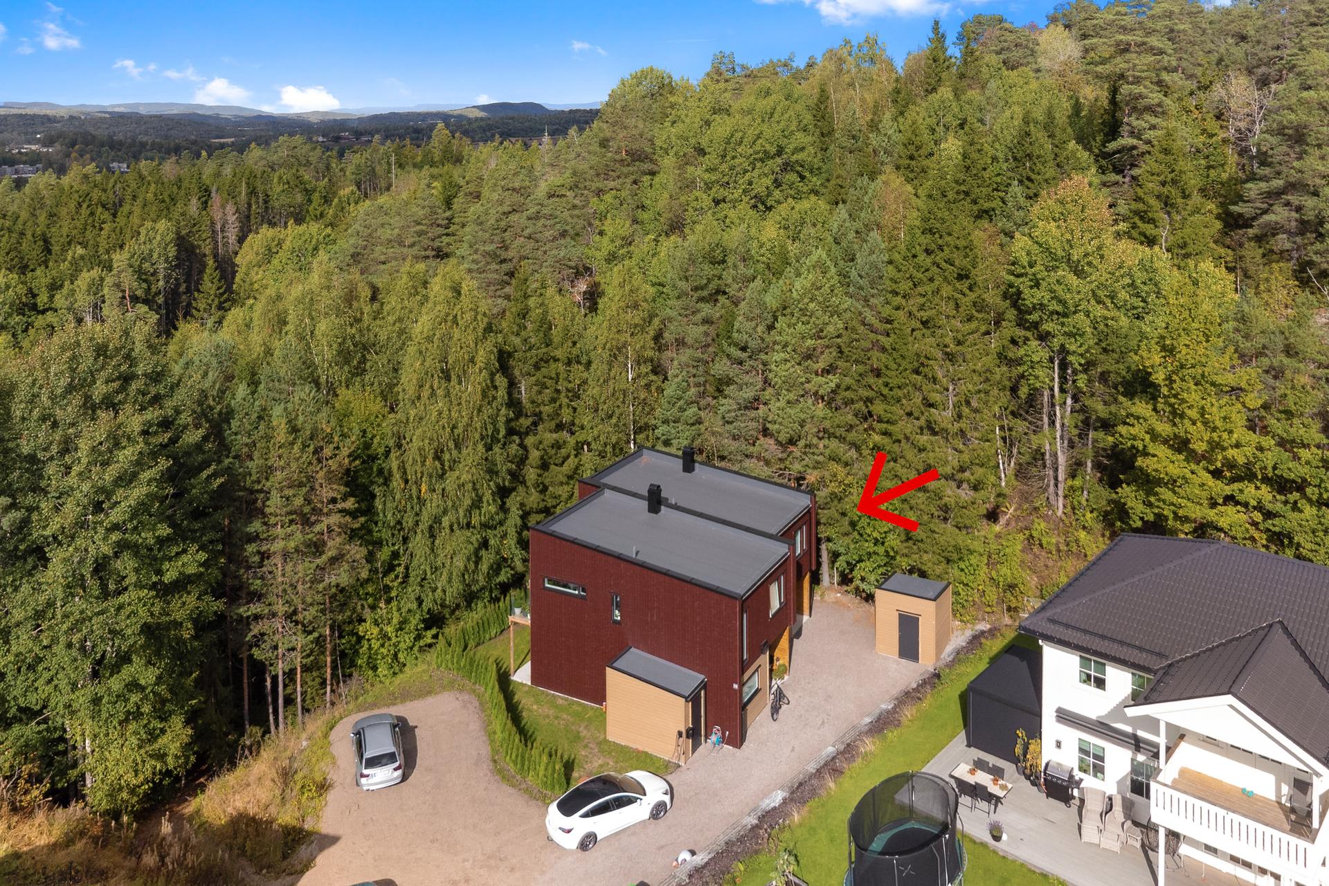 Ny tomannsbolig over to plan, beliggende i et barnevennlig nabolag i Skjeggestadåsen.. Bilde nummer 2 av 3