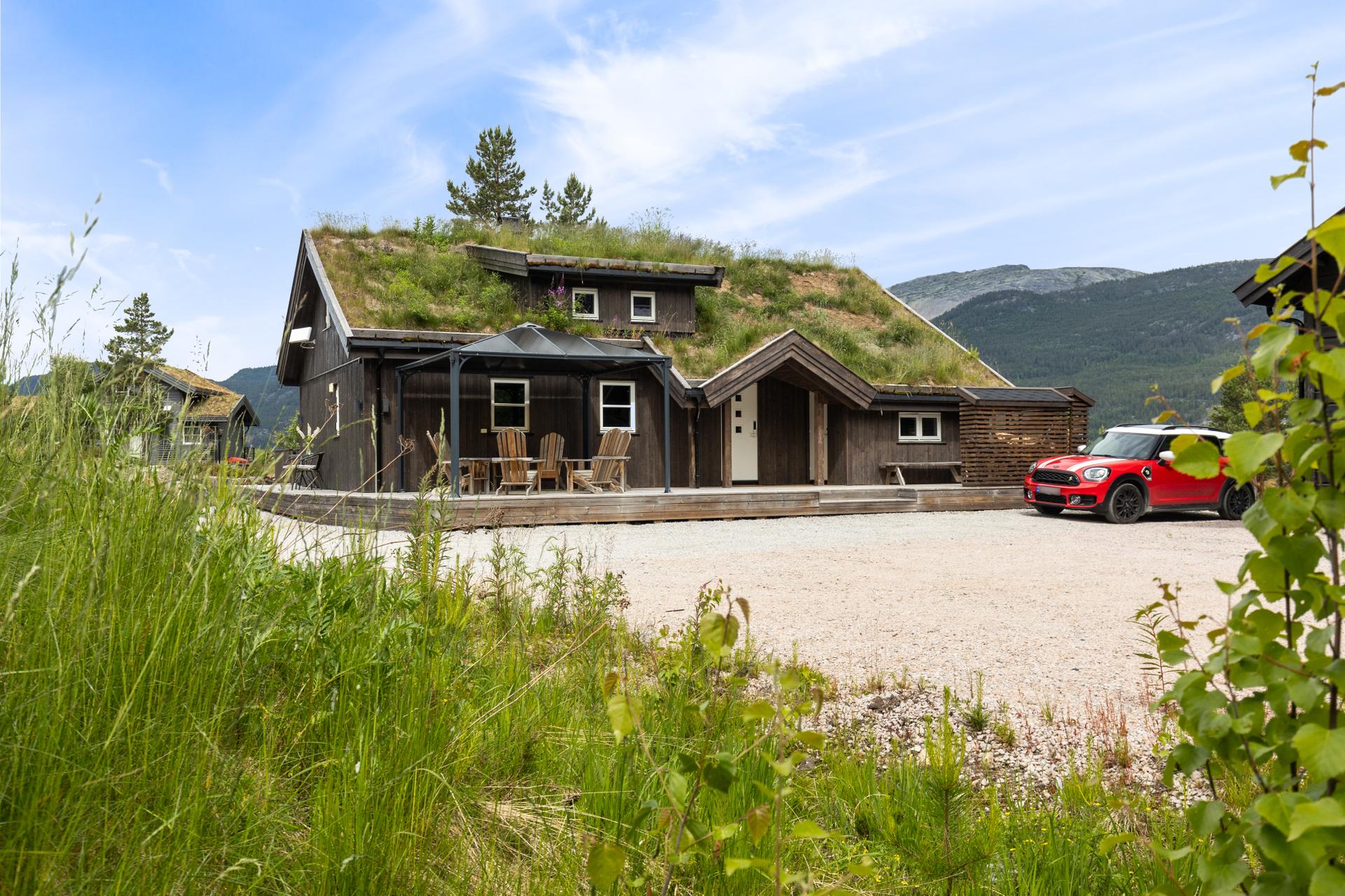 Eiendomsmegler 1 v/ Ann Helen Jamtveit presenterer Krodalvegen 118! Foto: Inbovi. . Bilde nummer 1 av 3